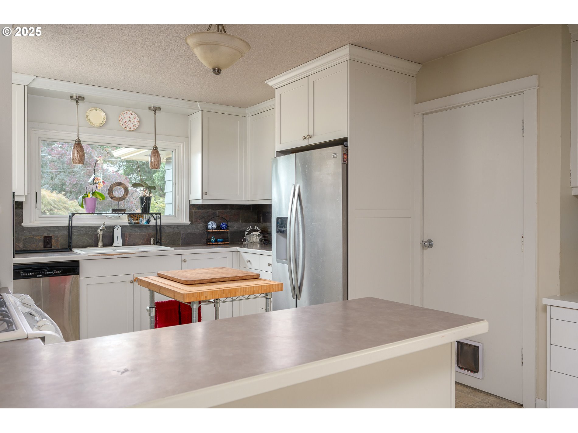 8060 SE STRAWBERRY LN