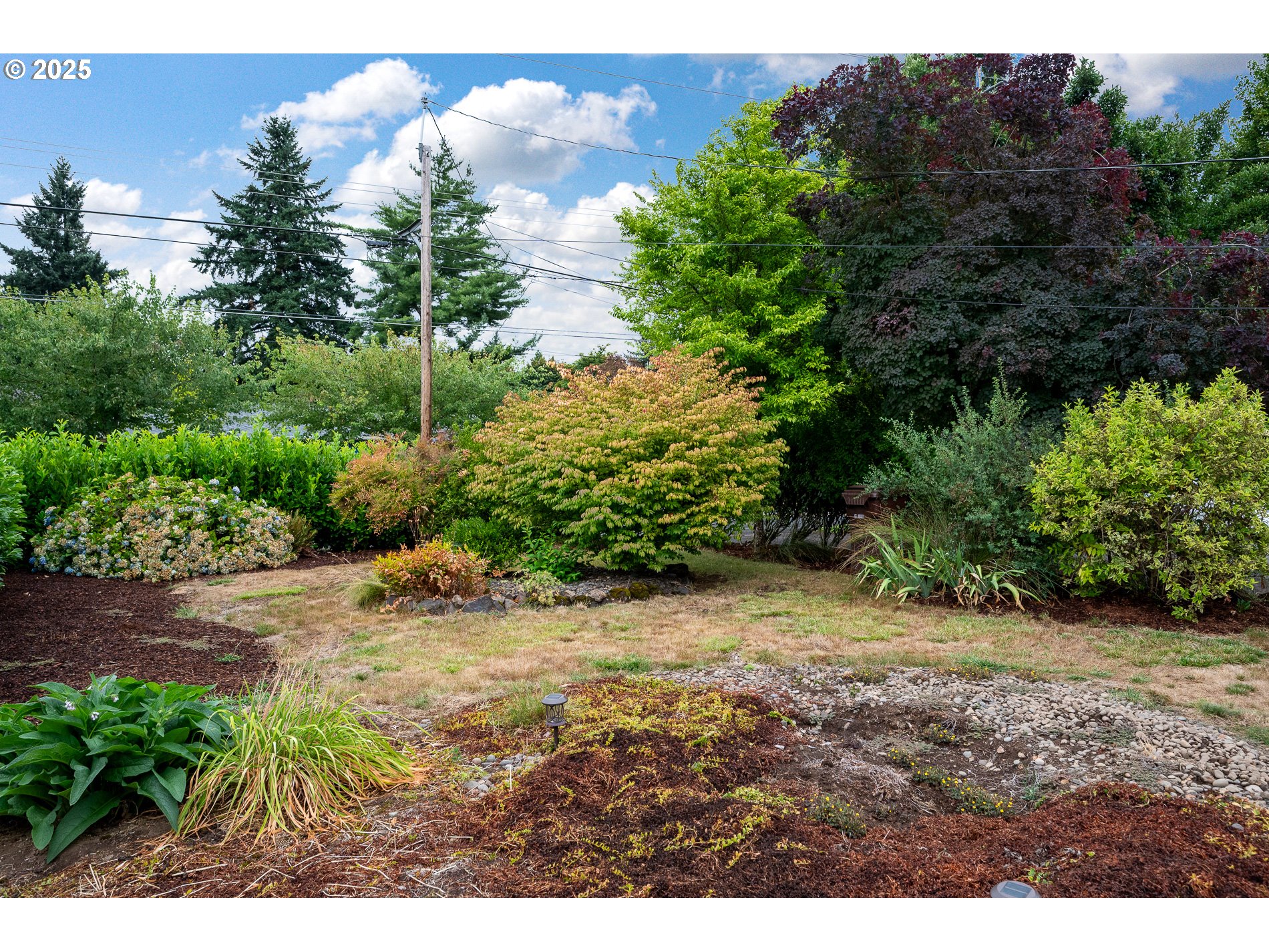 8060 SE STRAWBERRY LN