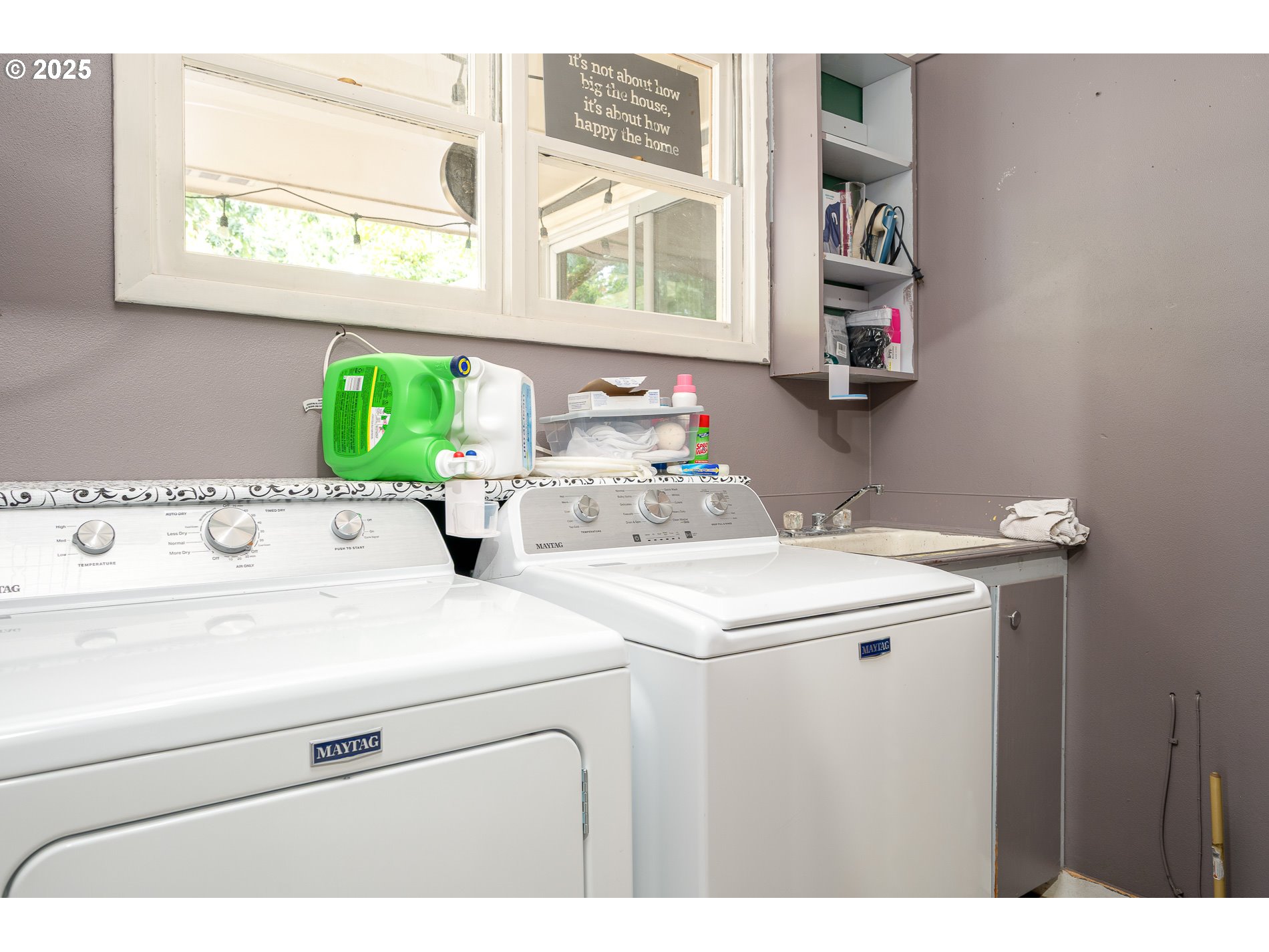 8060 SE STRAWBERRY LN