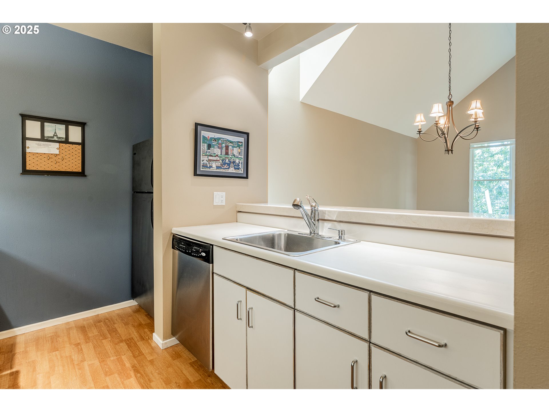 205 S MONTGOMERY ST 401B