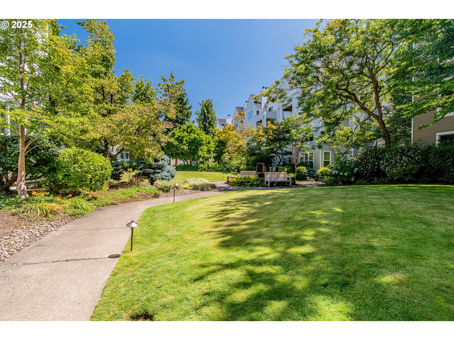 205 S MONTGOMERY ST 401B