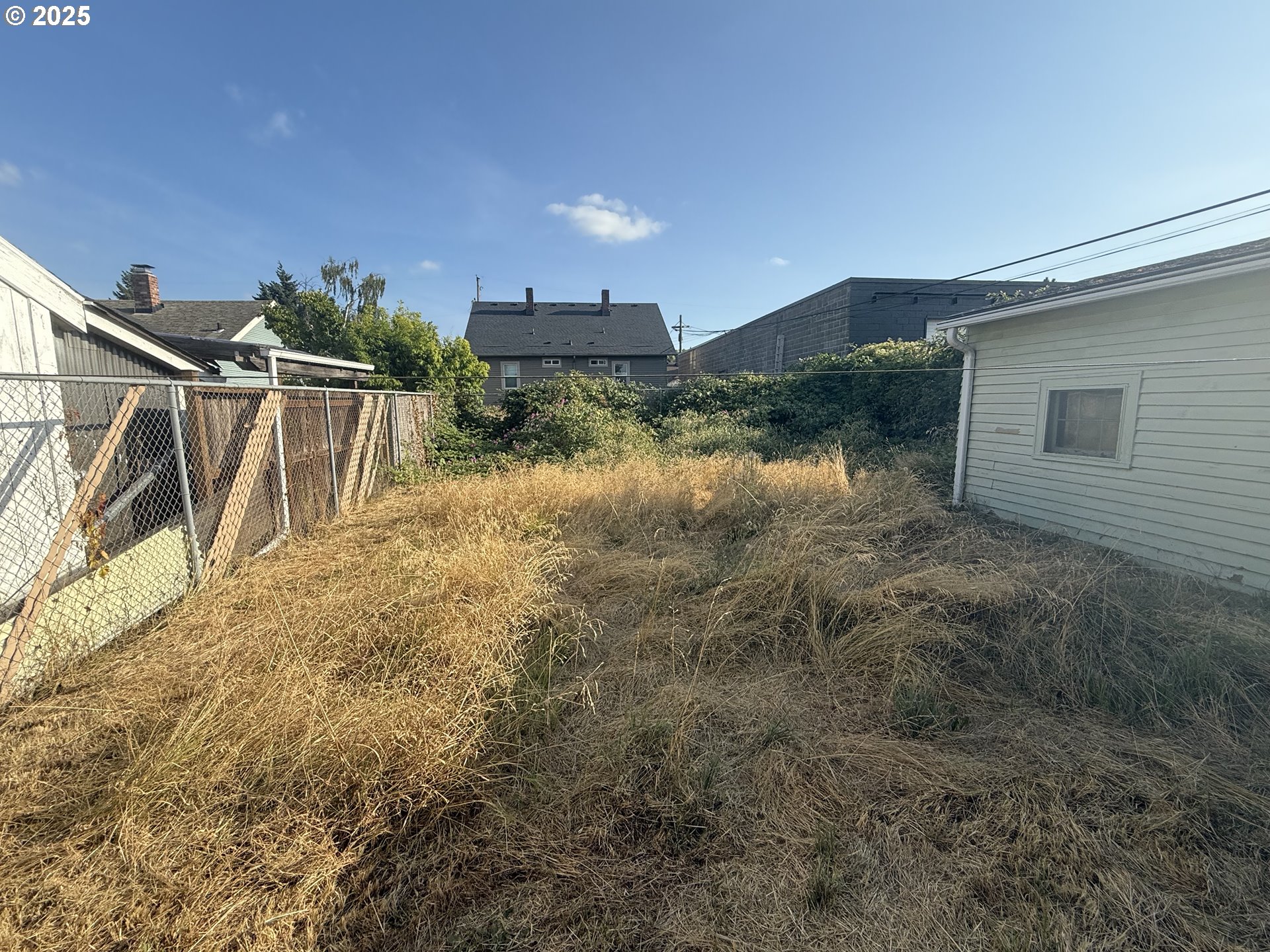 714 N KILLINGSWORTH CT