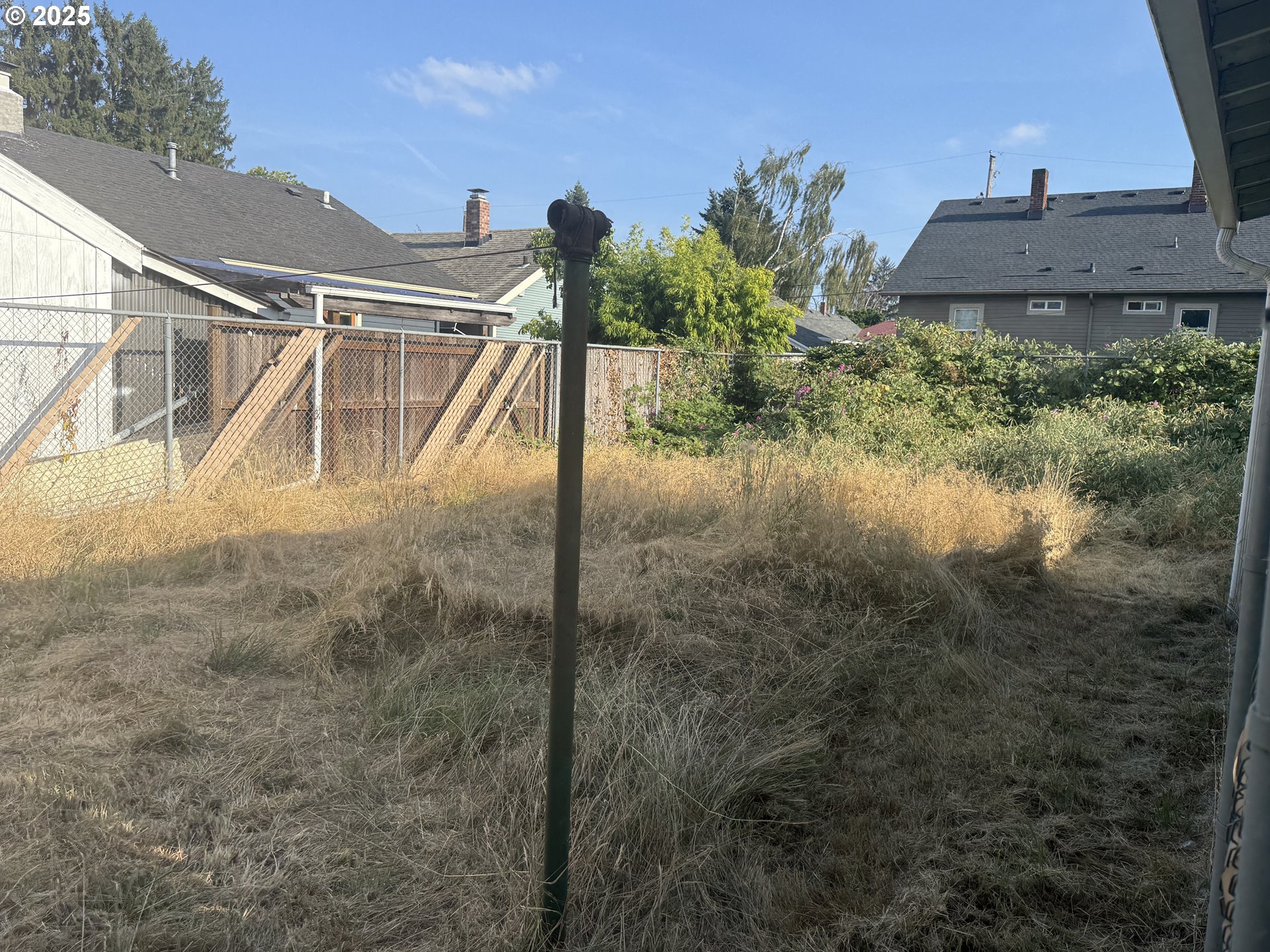 714 N KILLINGSWORTH CT
