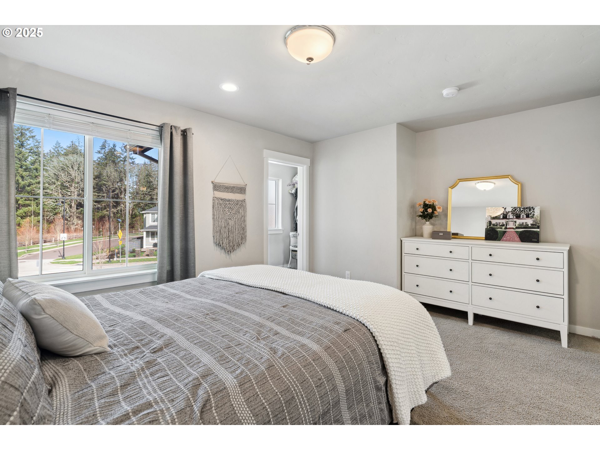 3991 SE CENTURY BLVD