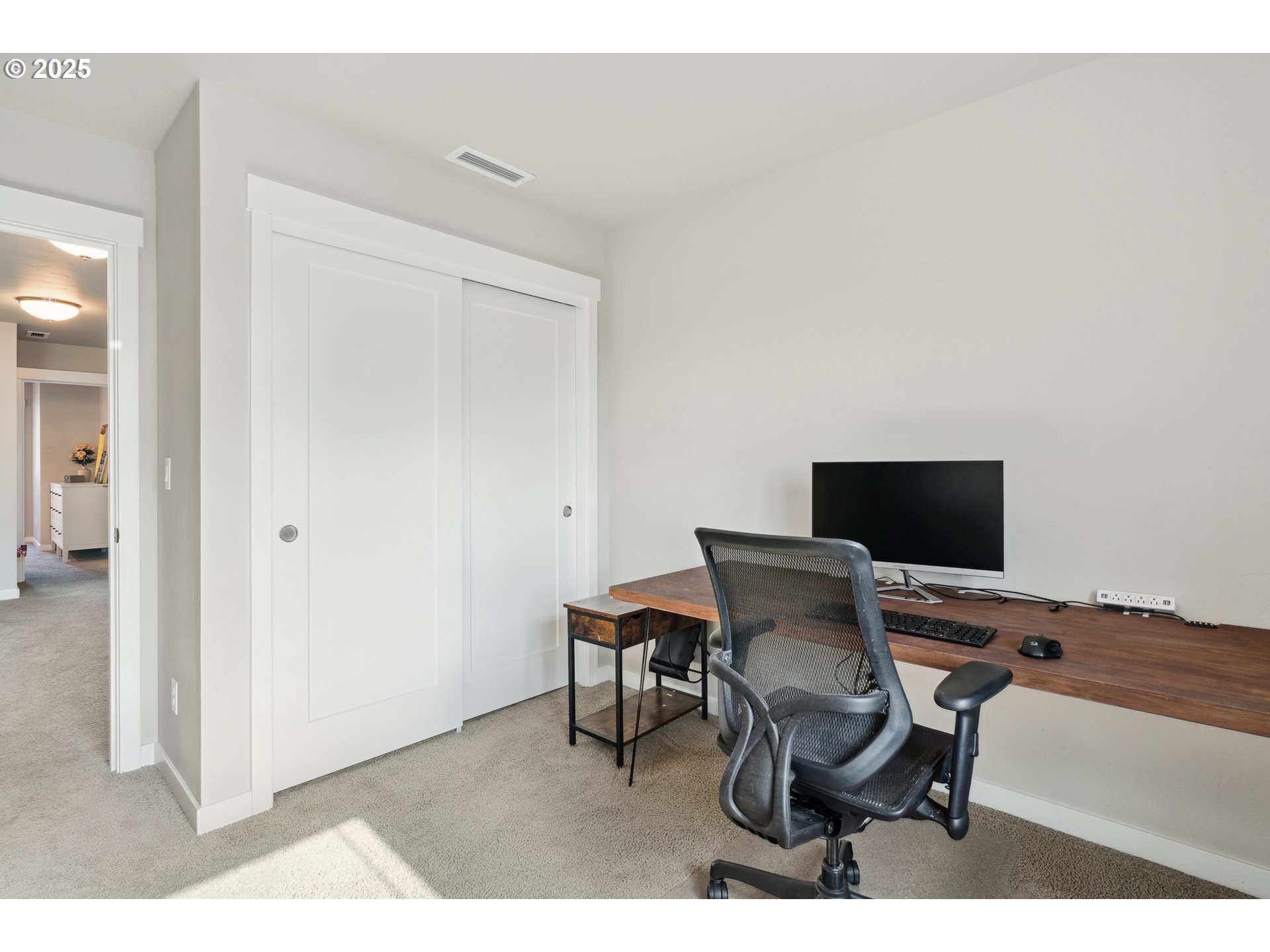 3991 SE CENTURY BLVD