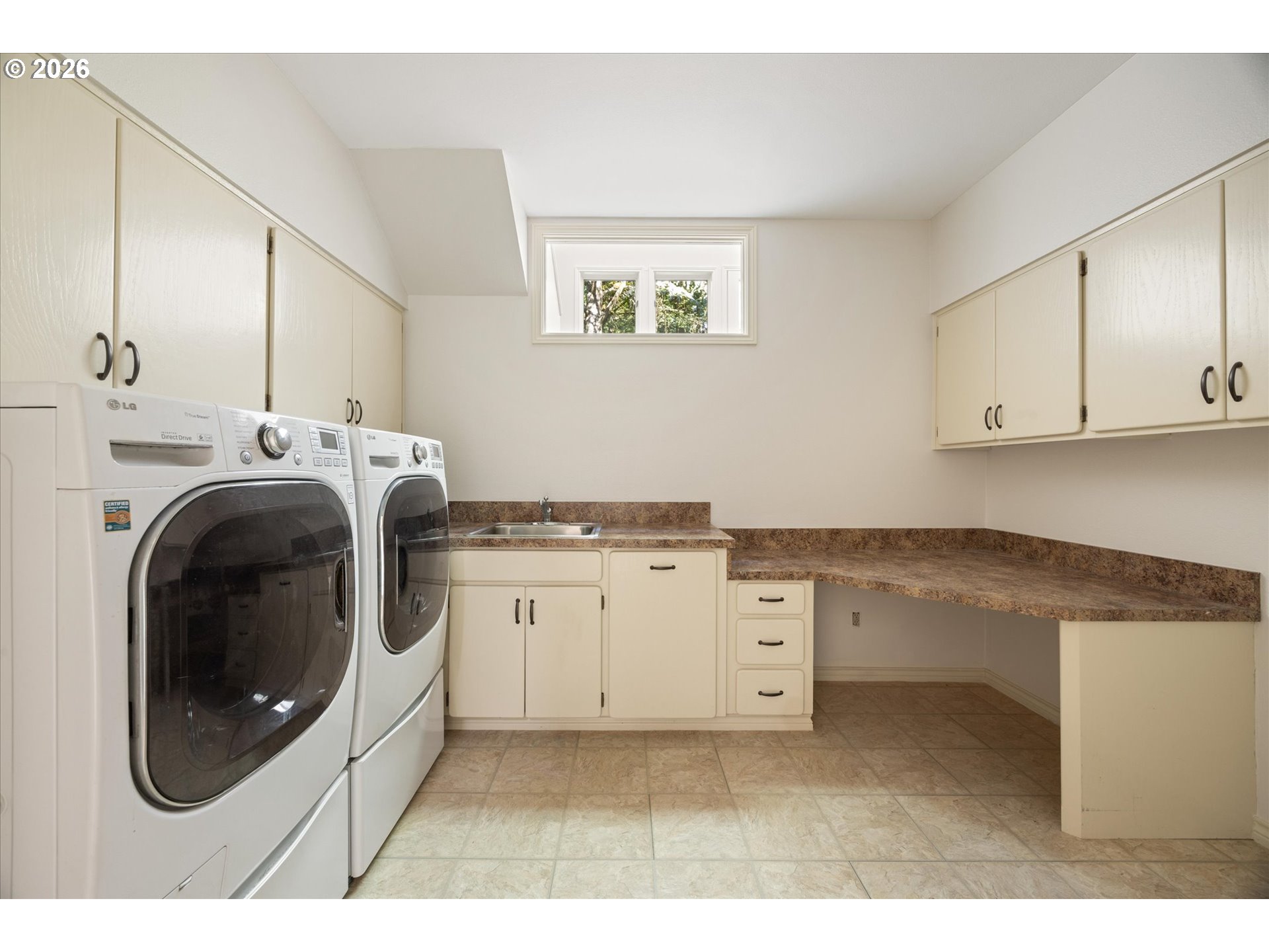 18520 DELENKA LN