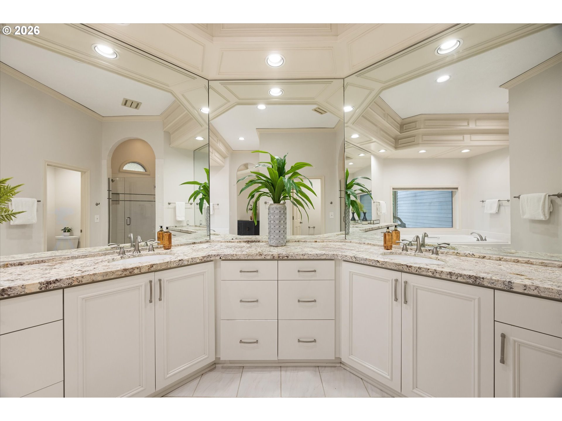 18520 DELENKA LN