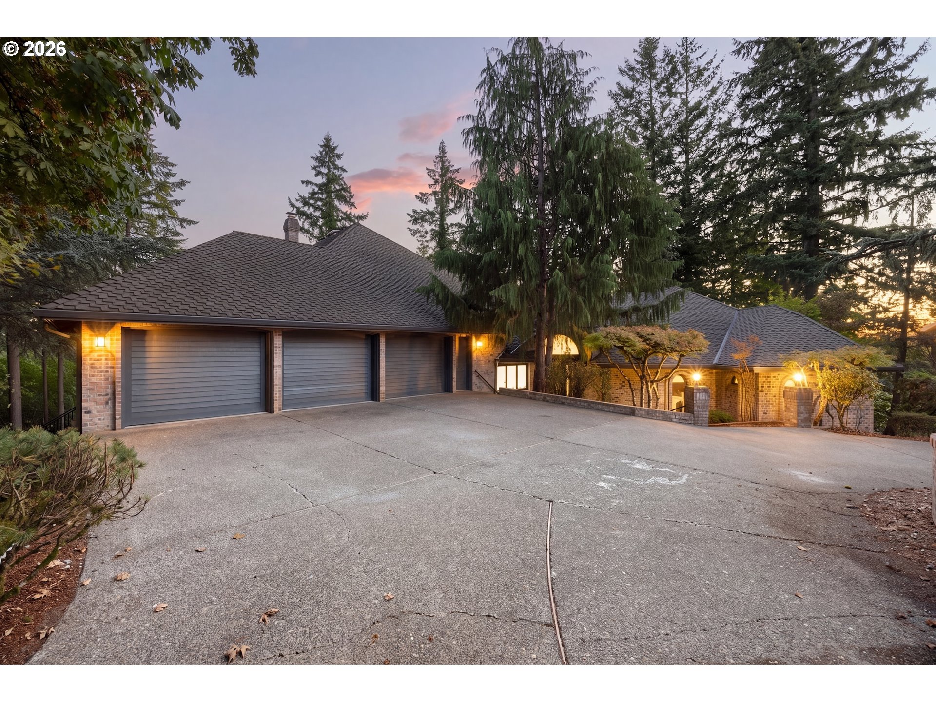 18520 DELENKA LN