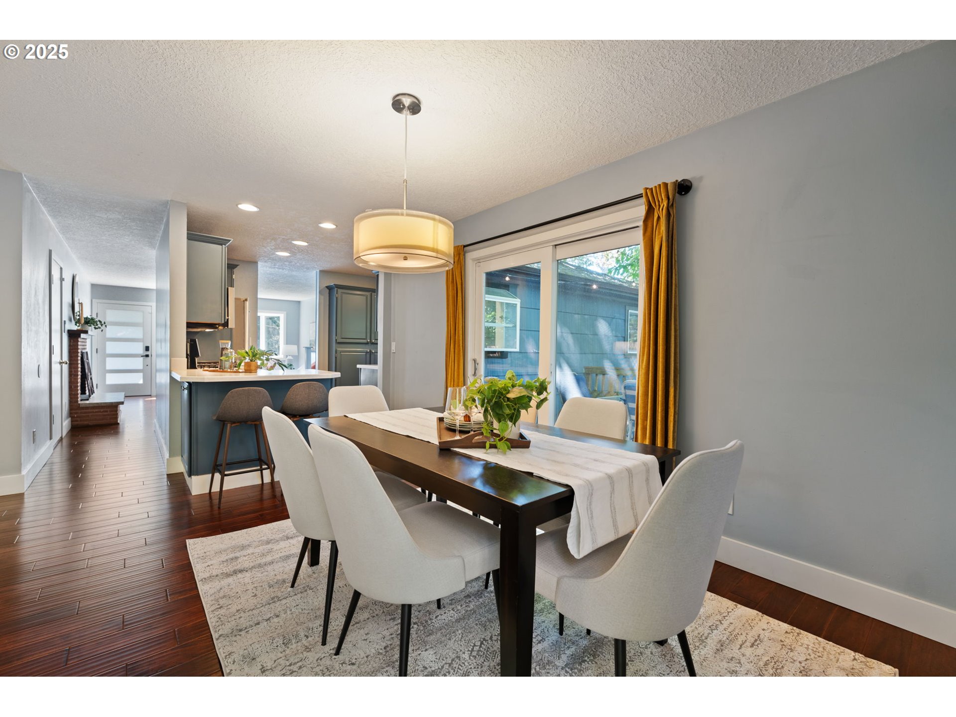 2345 SW DEWITT ST, Portland