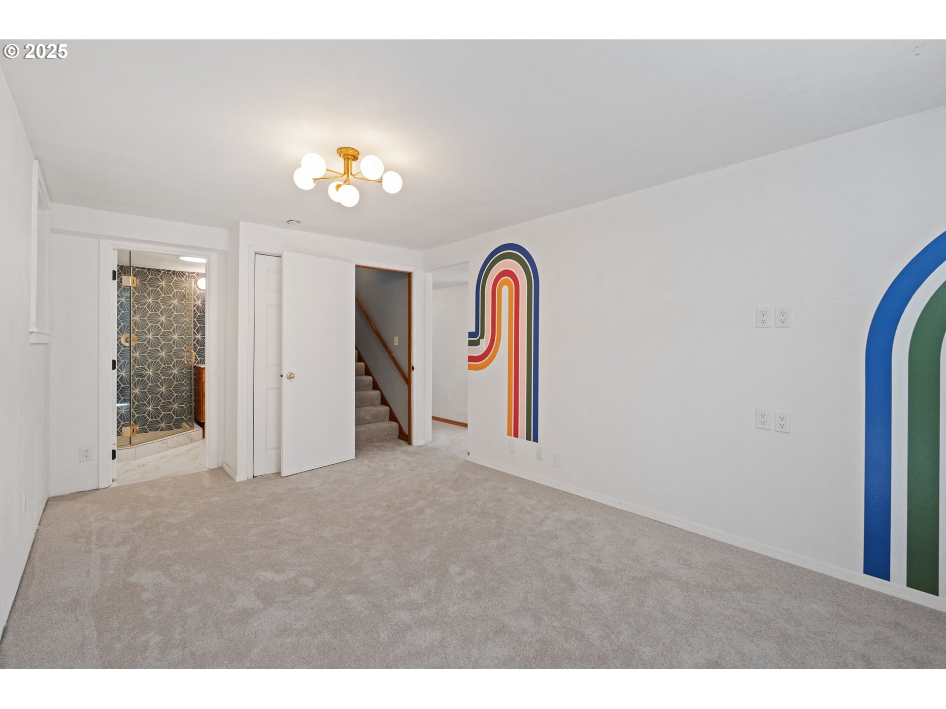 2345 SW DEWITT ST, Portland