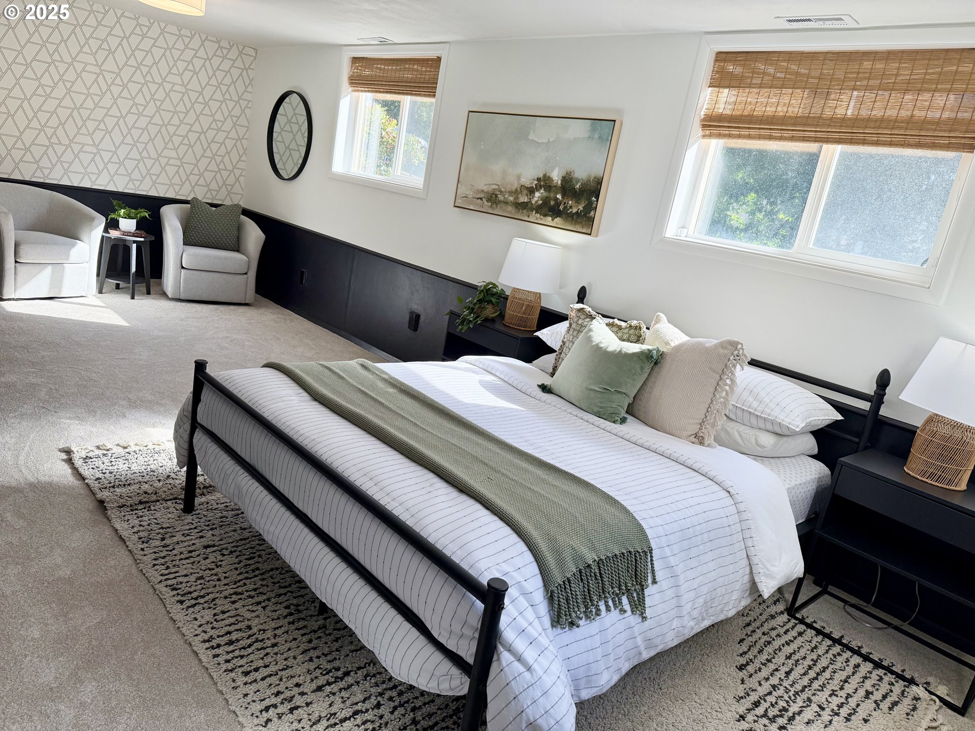 2345 SW DEWITT ST, Portland