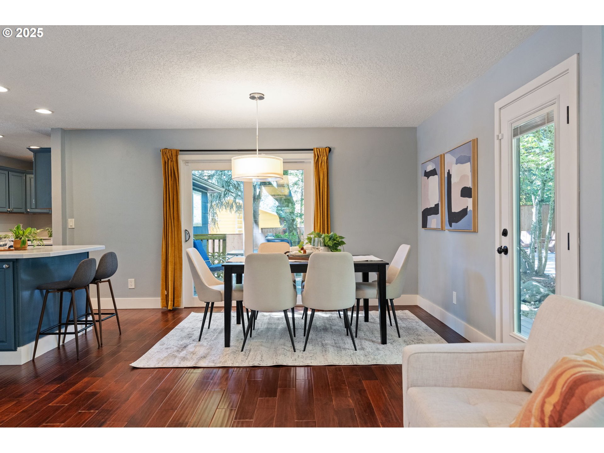 2345 SW DEWITT ST, Portland