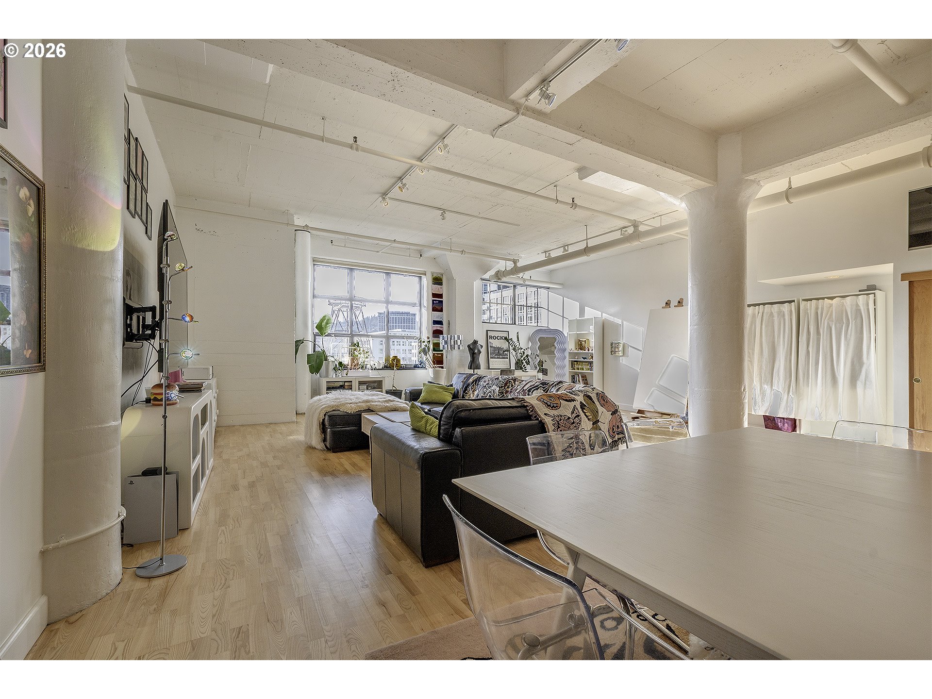 1314 NW IRVING ST 504