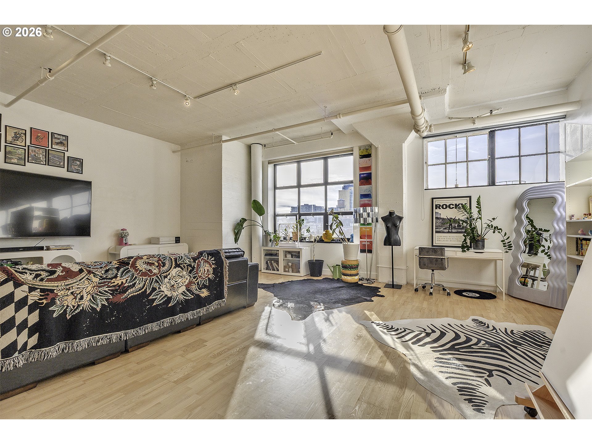 1314 NW IRVING ST 504