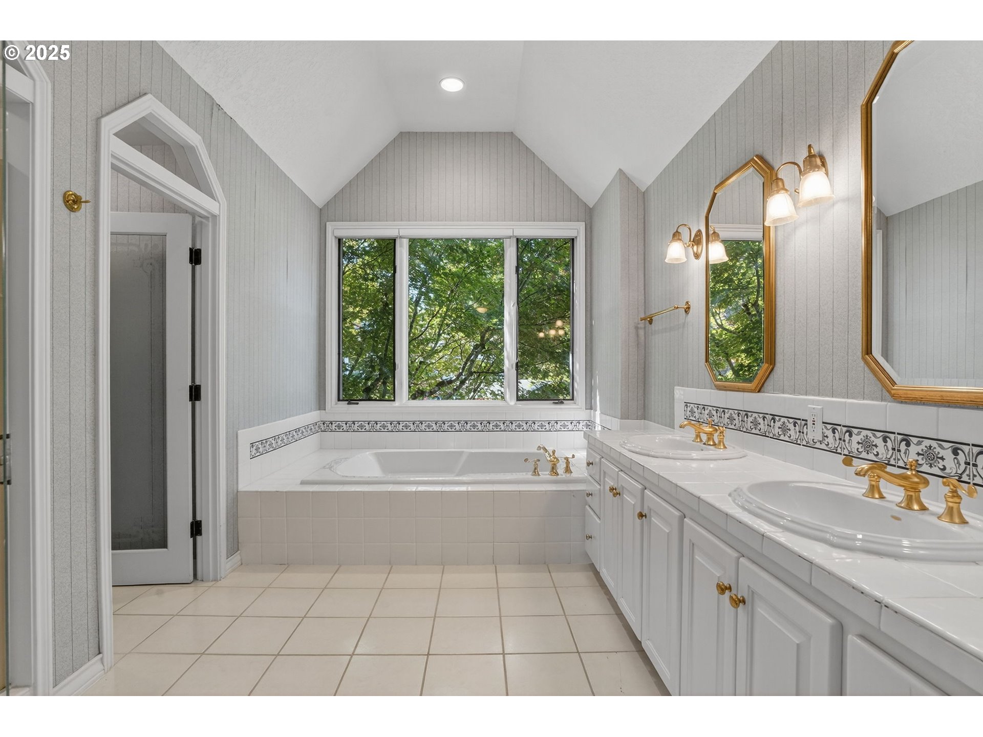 12009 SW WILDWOOD ST