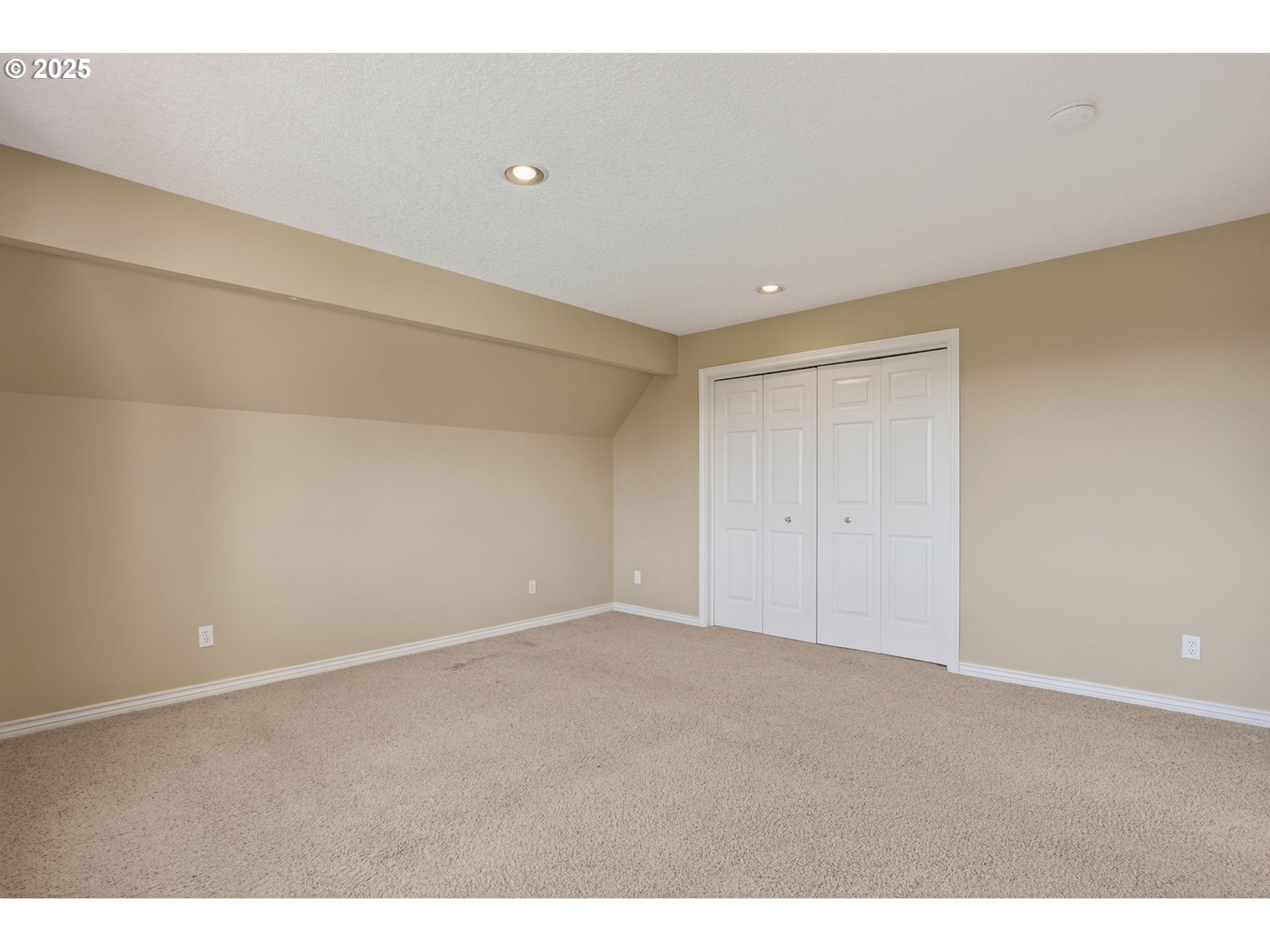 12009 SW WILDWOOD ST