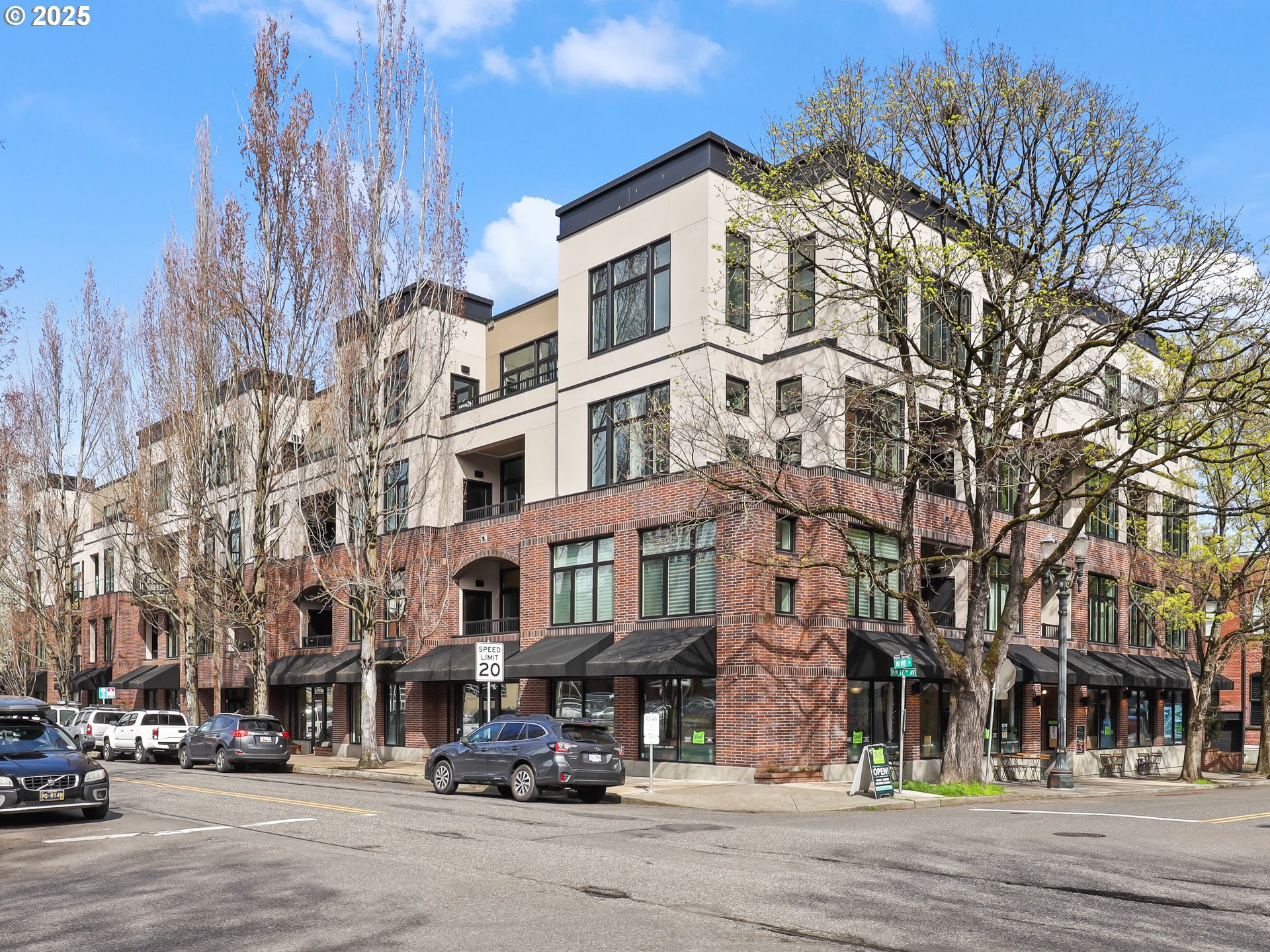 618 NW 12TH AVE 206