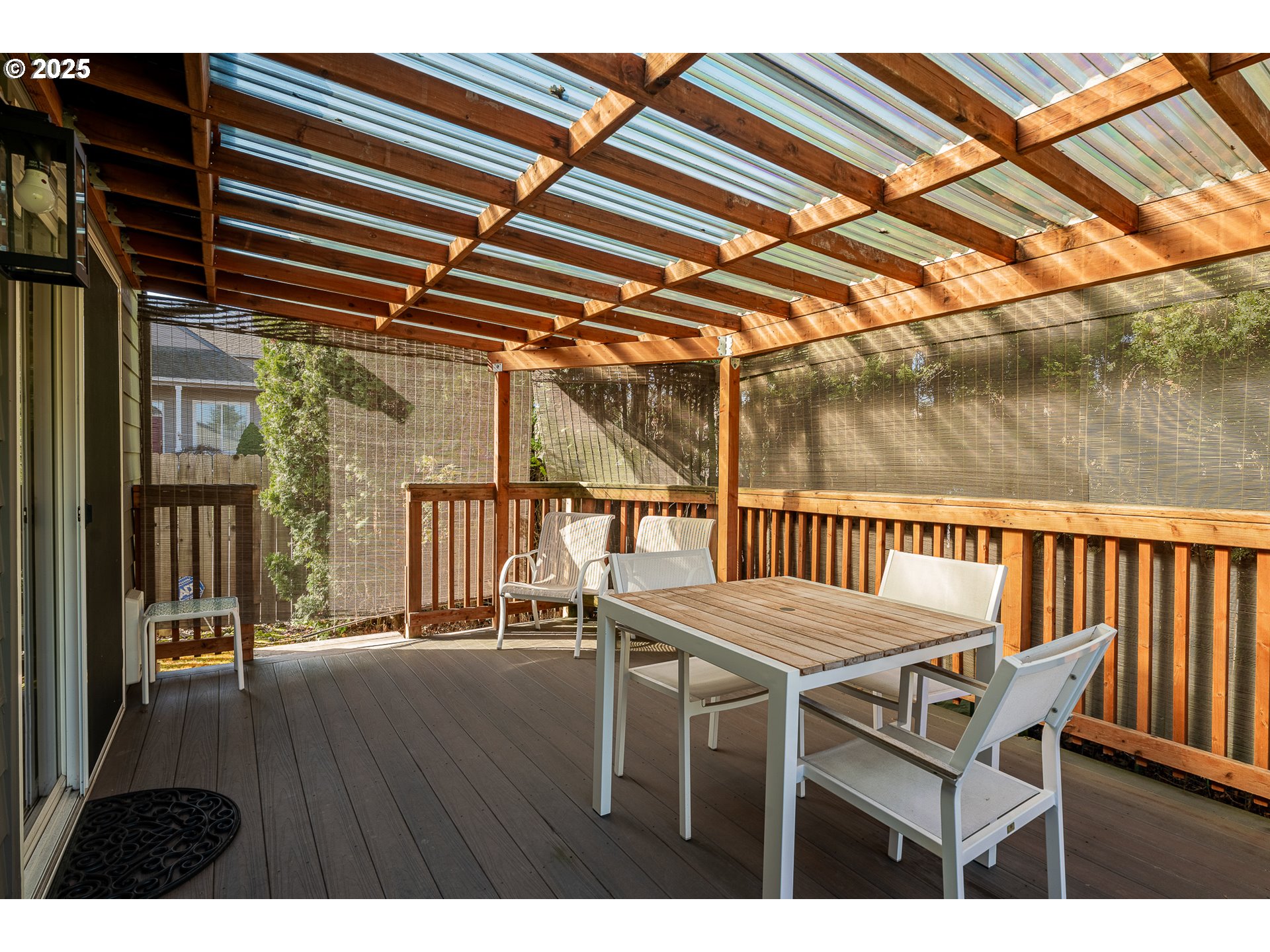 16977 NW OAKRIDGE DR