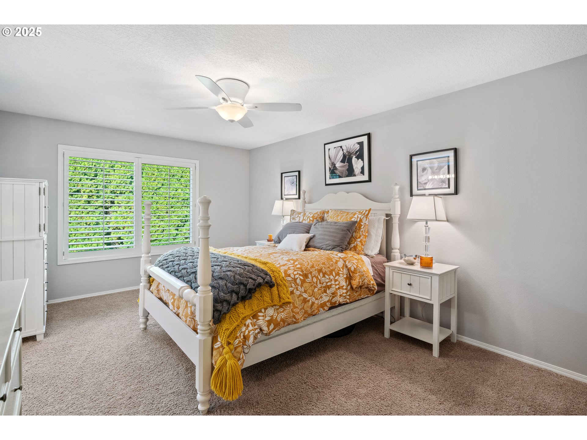 16977 NW OAKRIDGE DR