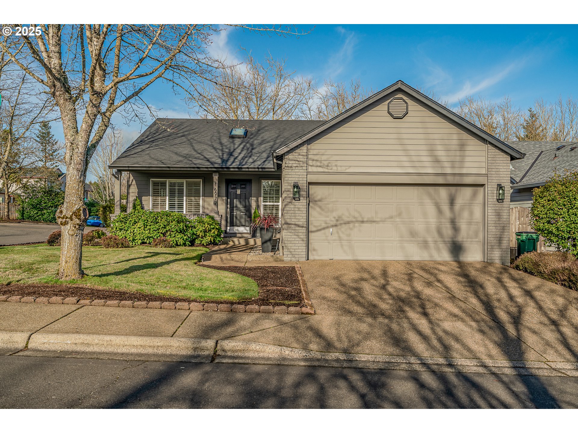 16977 NW OAKRIDGE DR