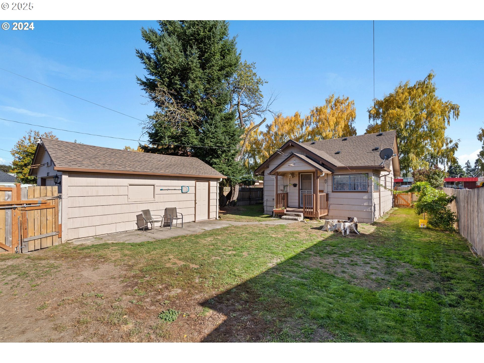 527 OREGON WAY