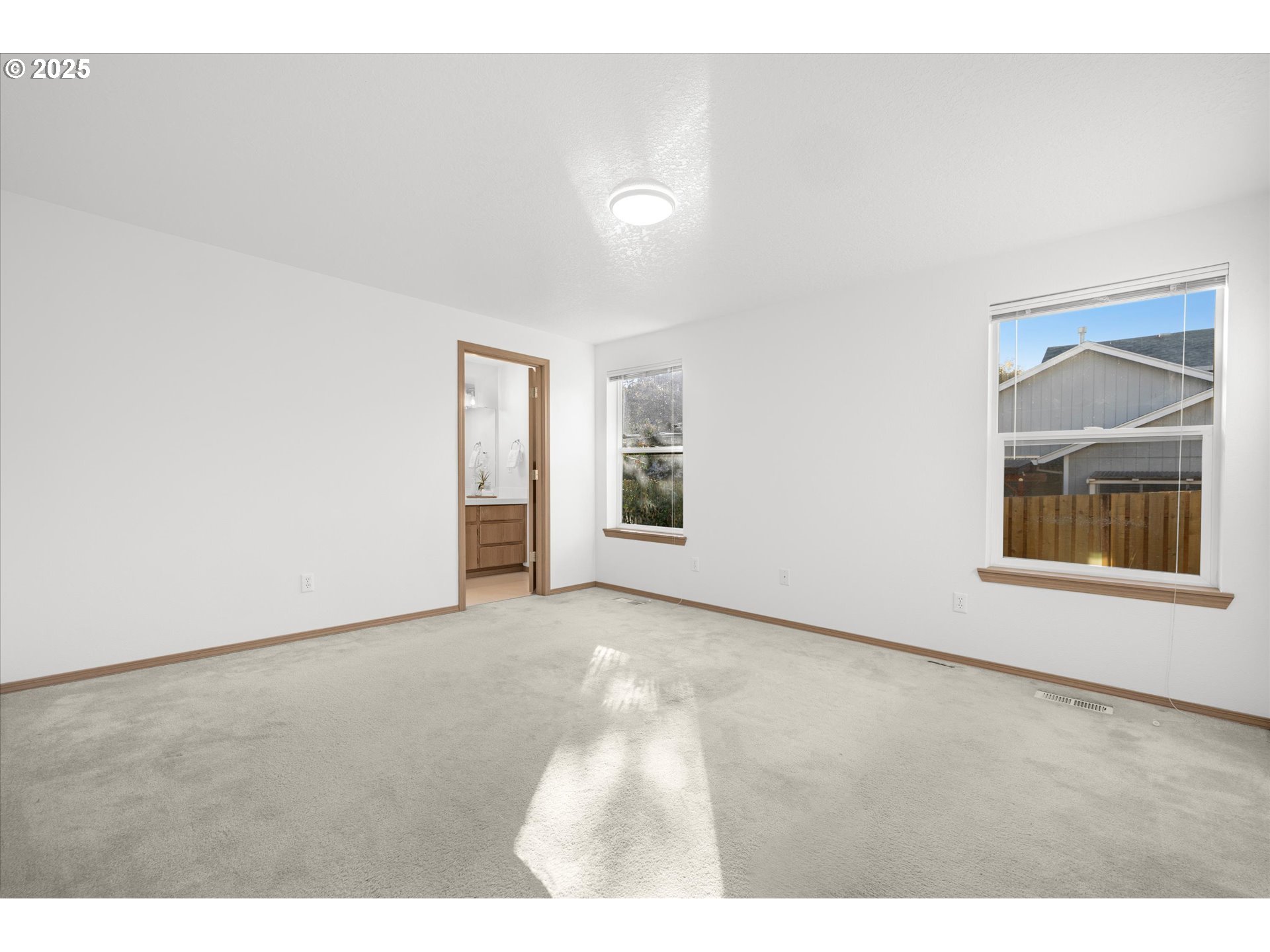 14029 SE SUMMERFIELD LOOP