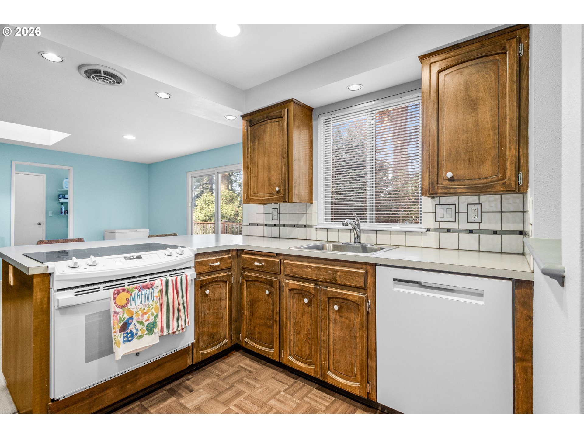 7150 SW HYLAND WAY CT