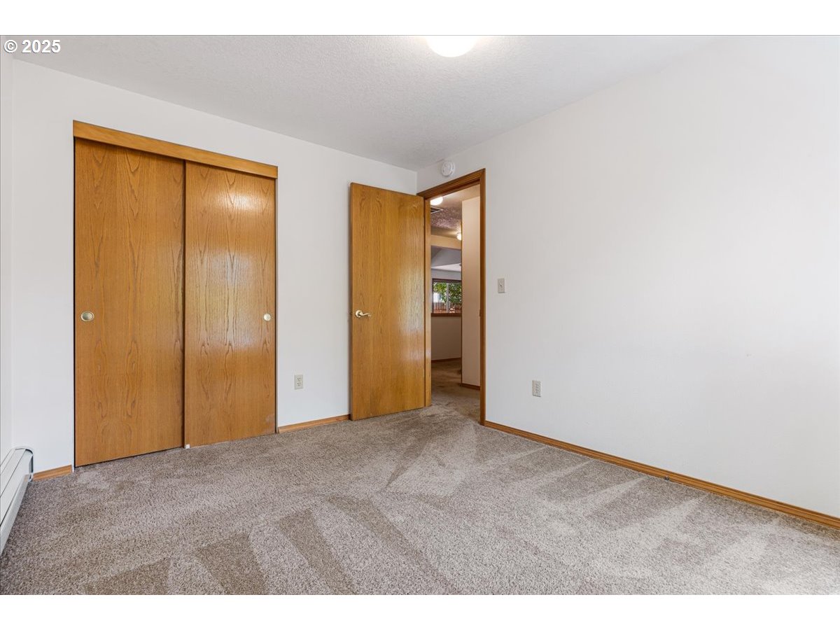 1605 NW 175TH PL