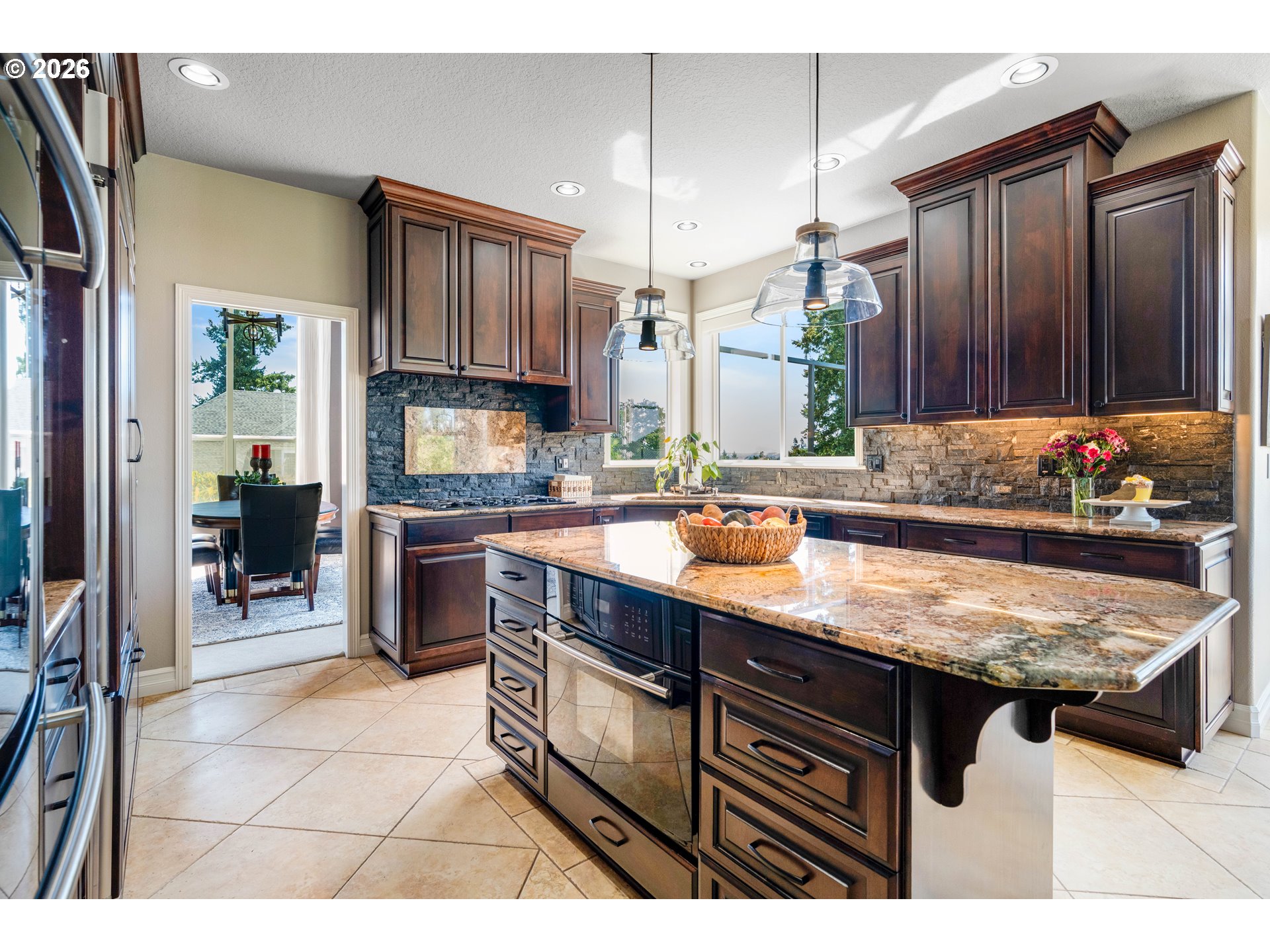 3466 VISTA RIDGE DR