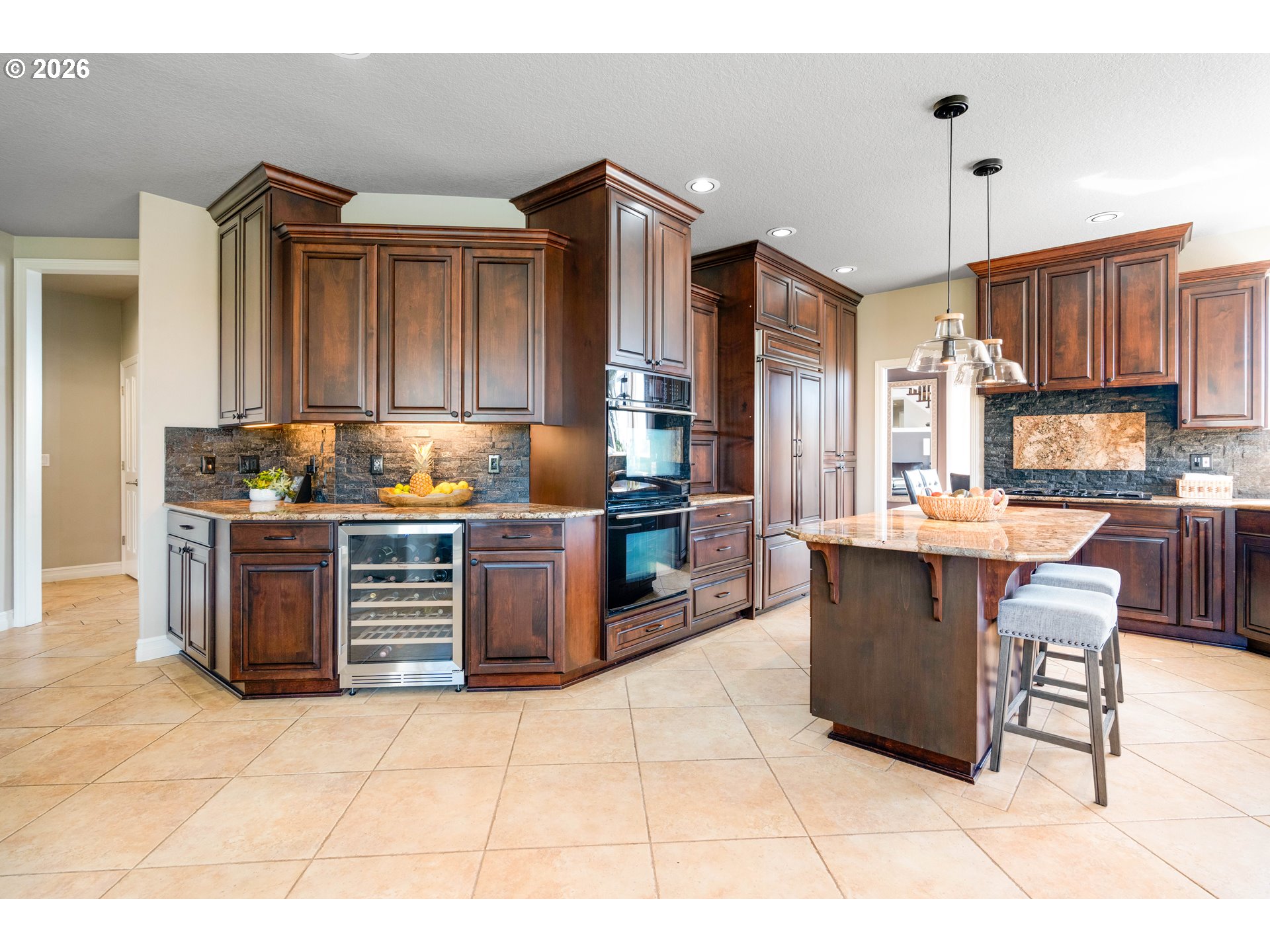 3466 VISTA RIDGE DR