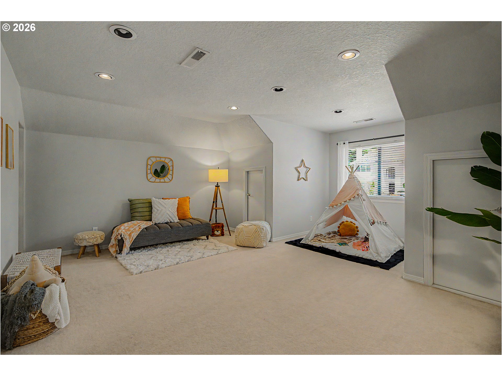 3466 VISTA RIDGE DR