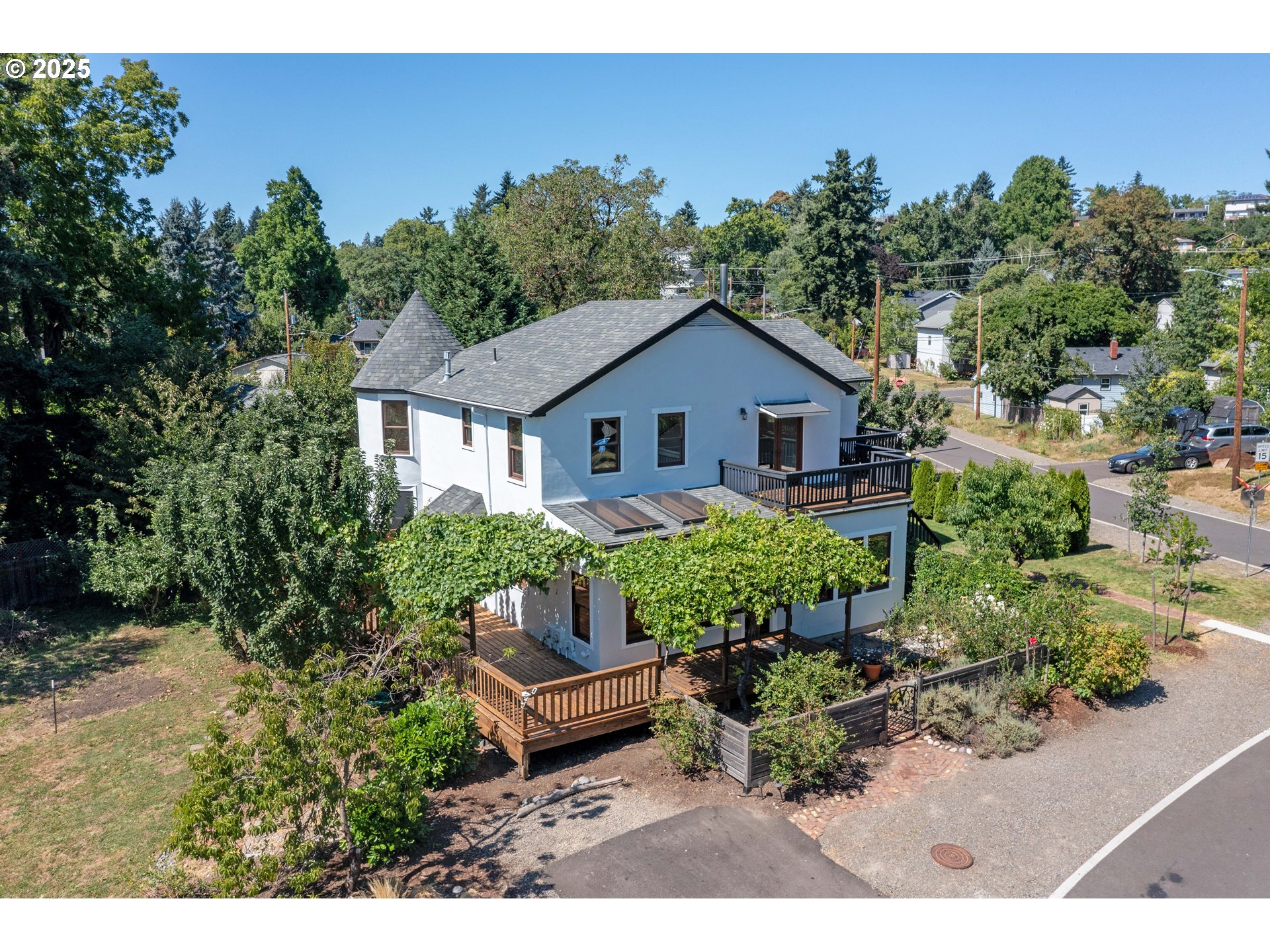 8027 SE 49TH AVE