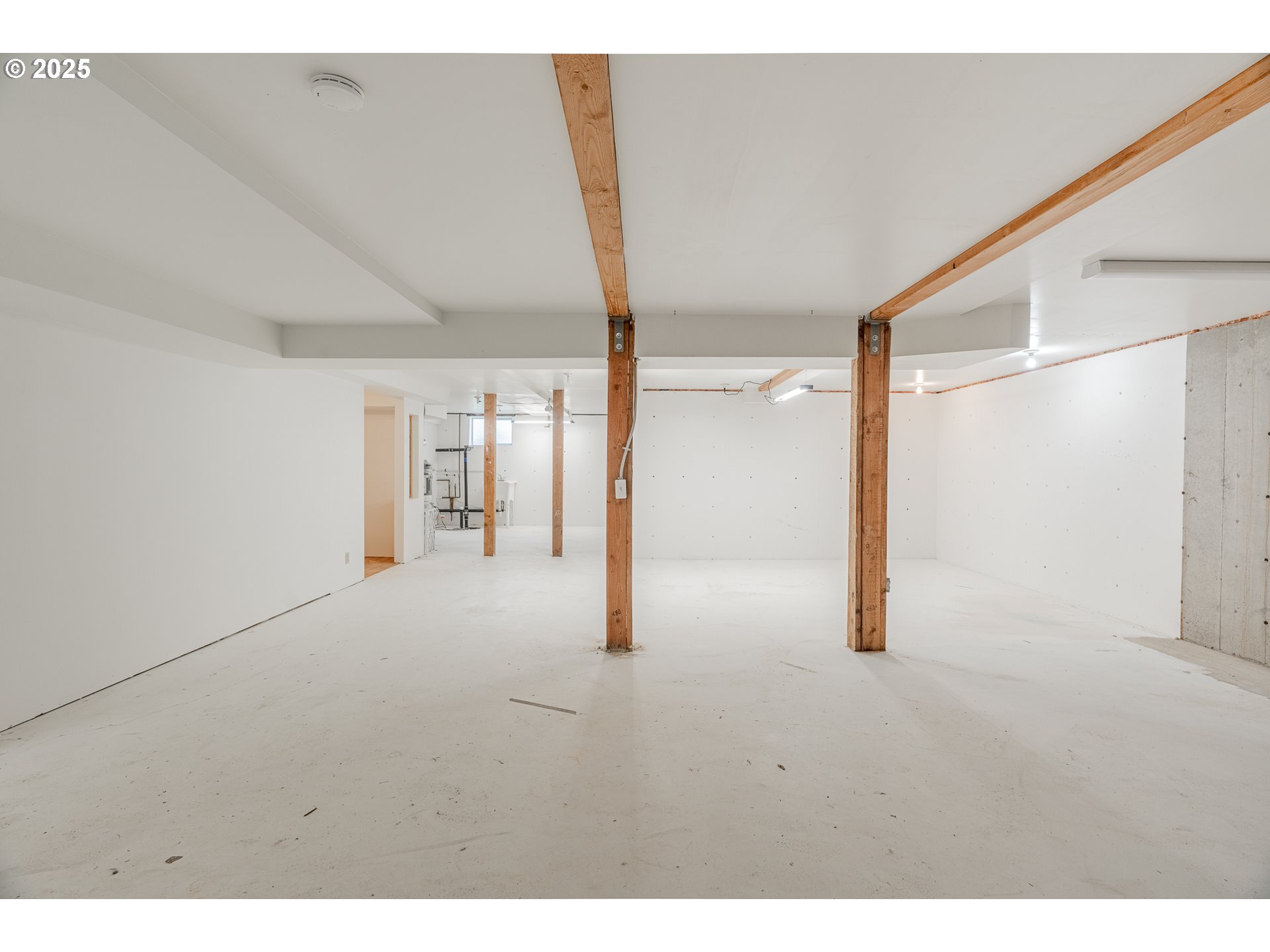 8027 SE 49TH AVE
