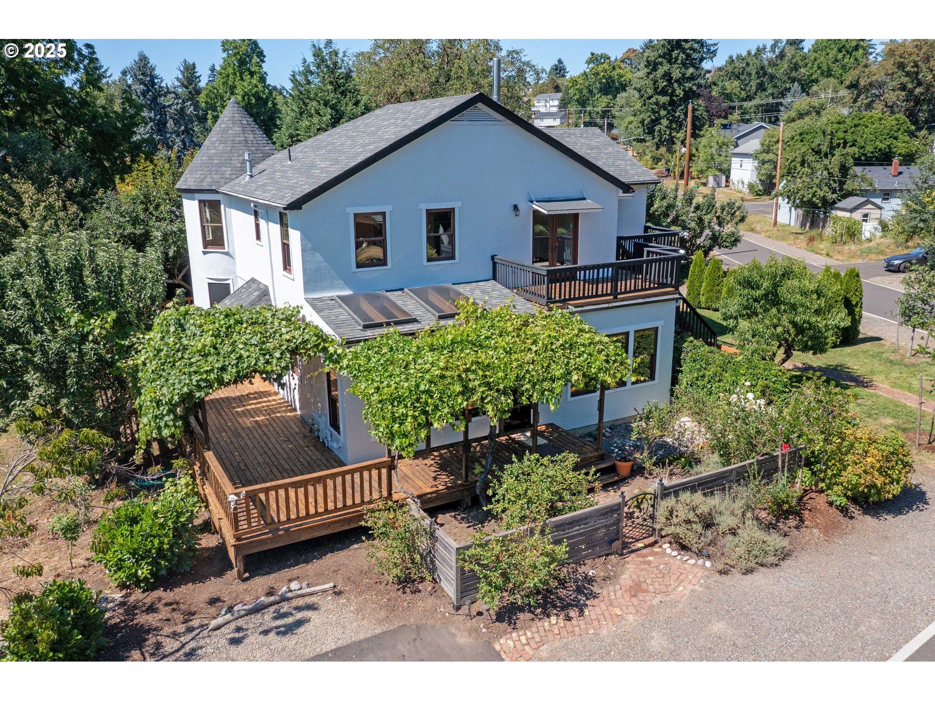 8027 SE 49TH AVE
