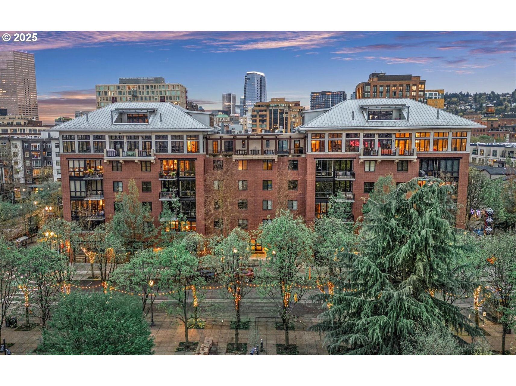 1030 NW JOHNSON ST 323