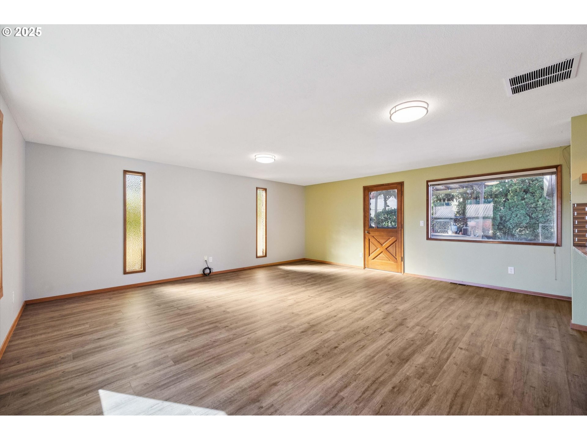 61004 GENSMAN RD, St. Helens