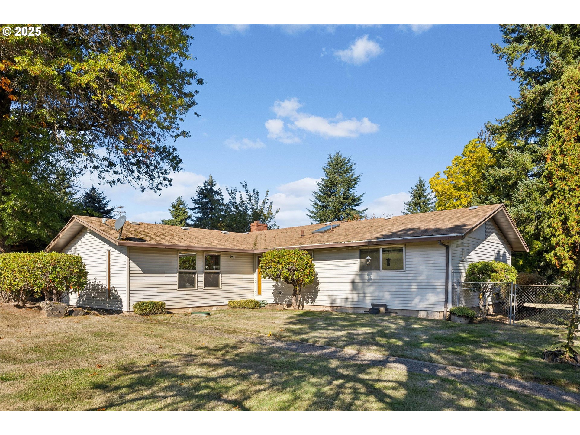 61004 GENSMAN RD, St. Helens