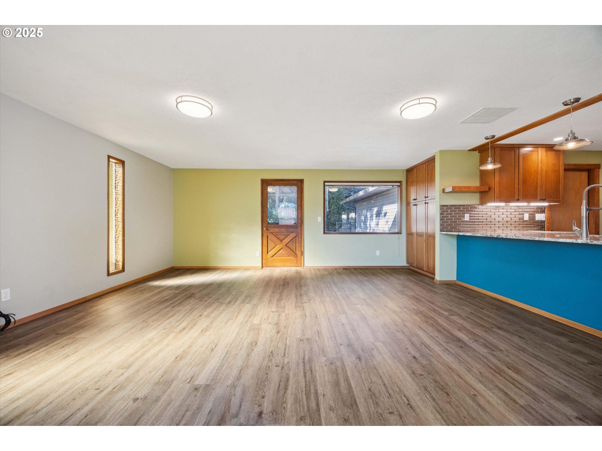 61004 GENSMAN RD, St. Helens