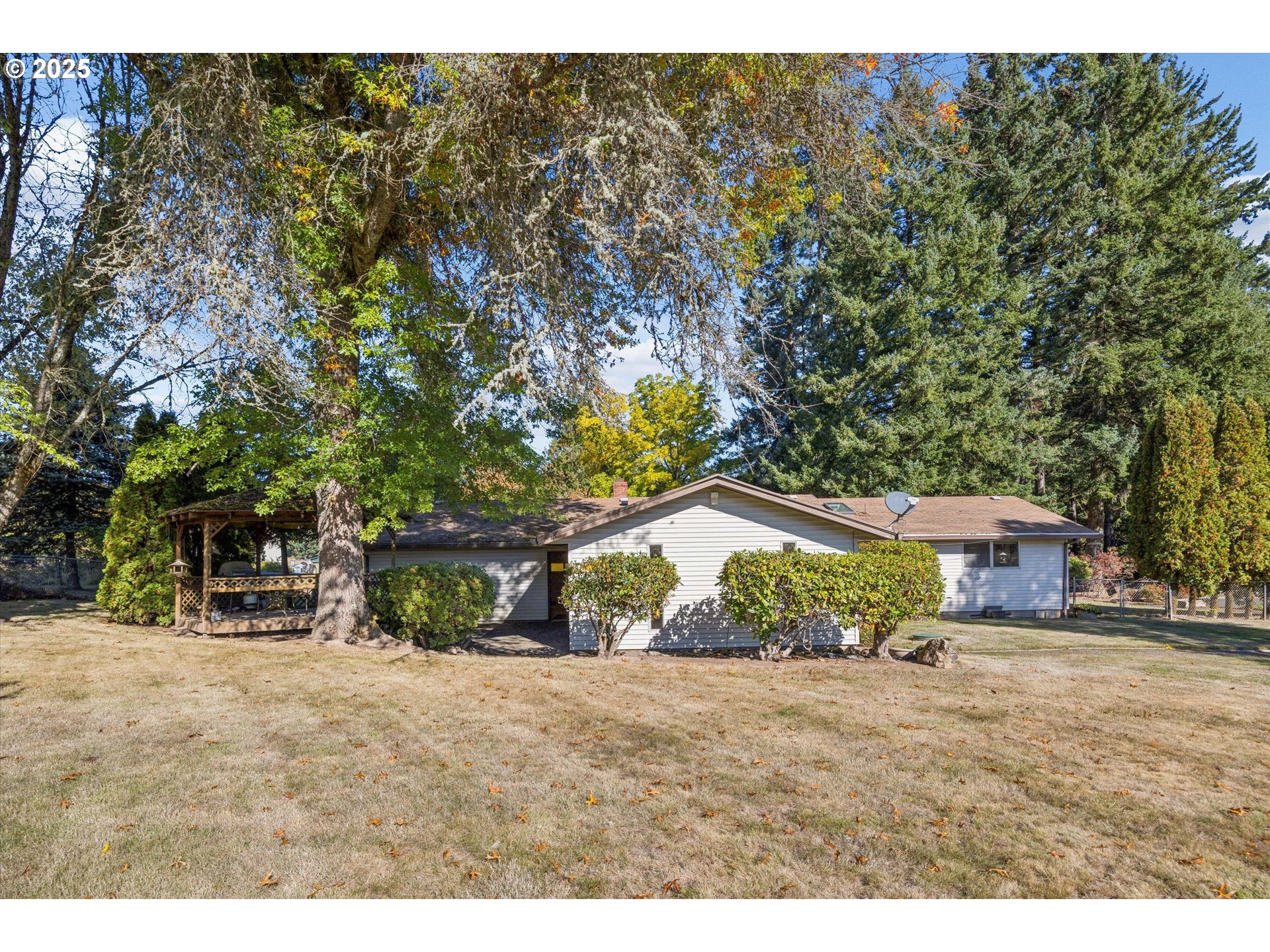 61004 GENSMAN RD, St. Helens