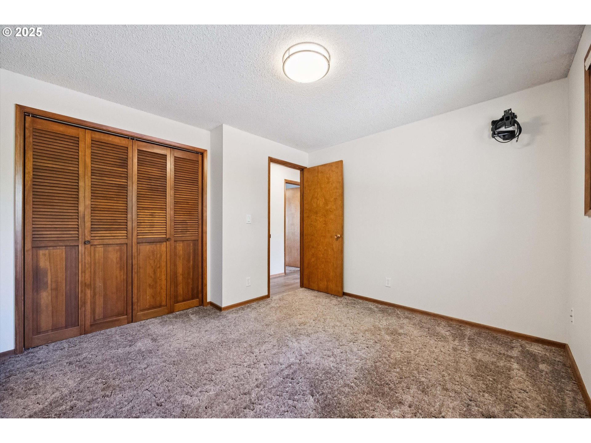 61004 GENSMAN RD, St. Helens