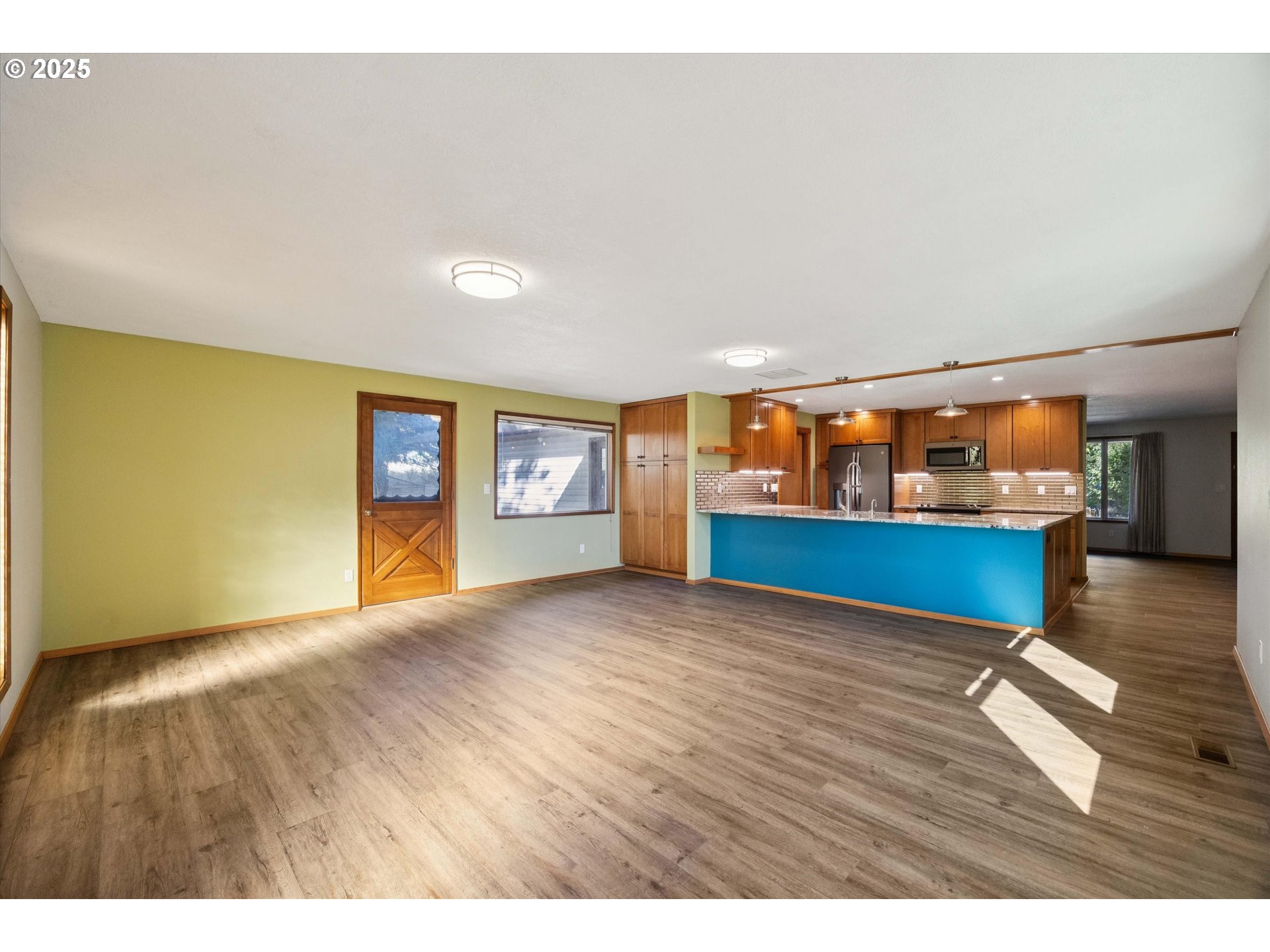 61004 GENSMAN RD, St. Helens