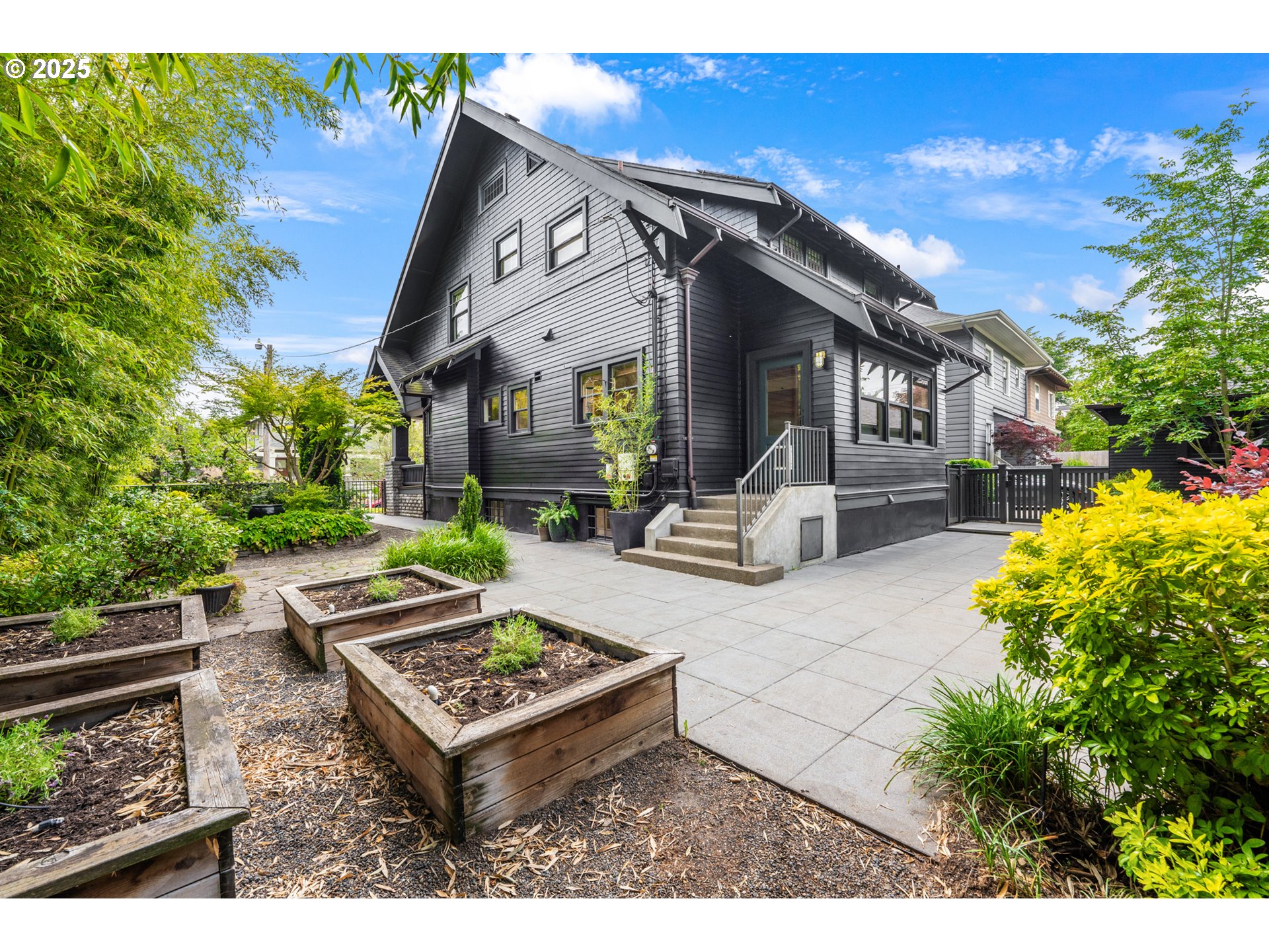 2225 NE 22ND AVE