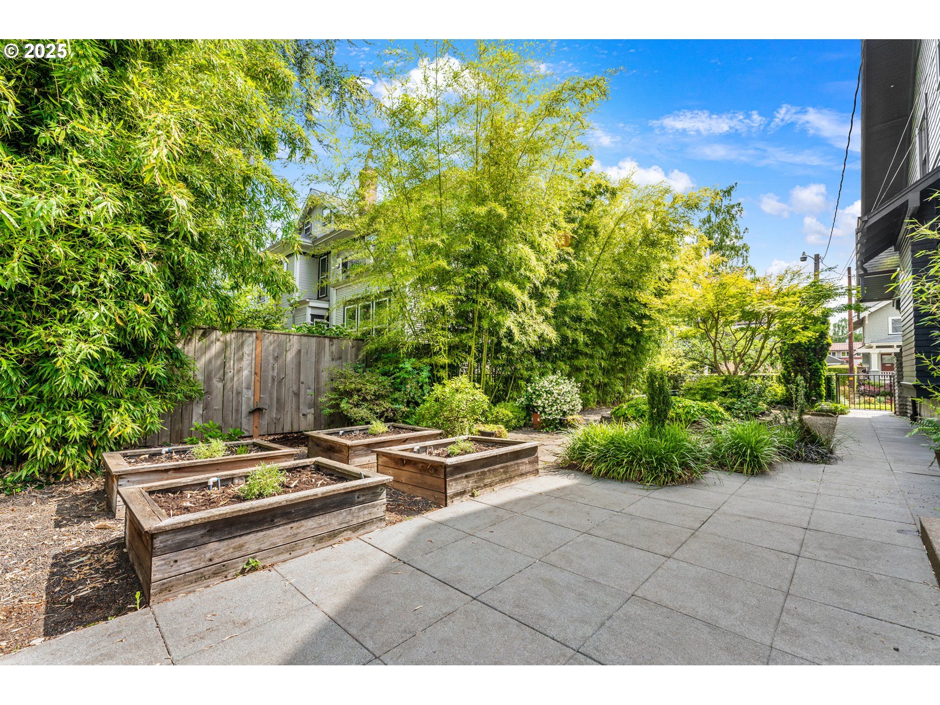 2225 NE 22ND AVE