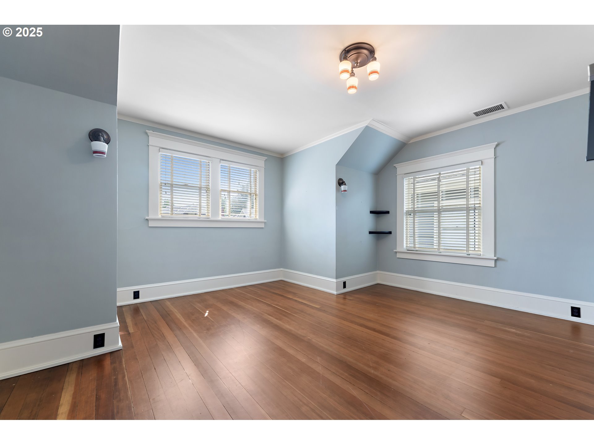 2225 NE 22ND AVE