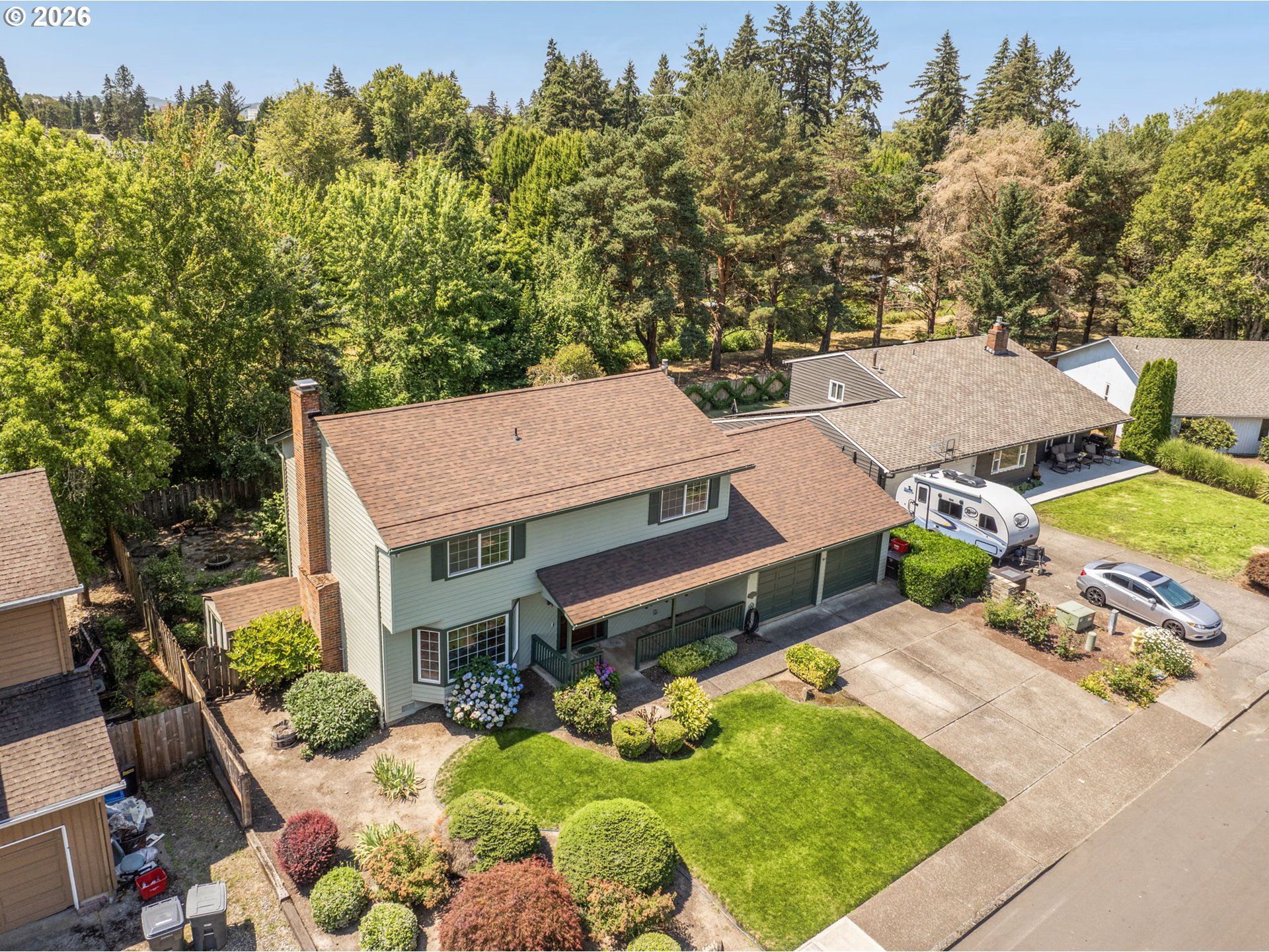 343 NE HILLWOOD DR