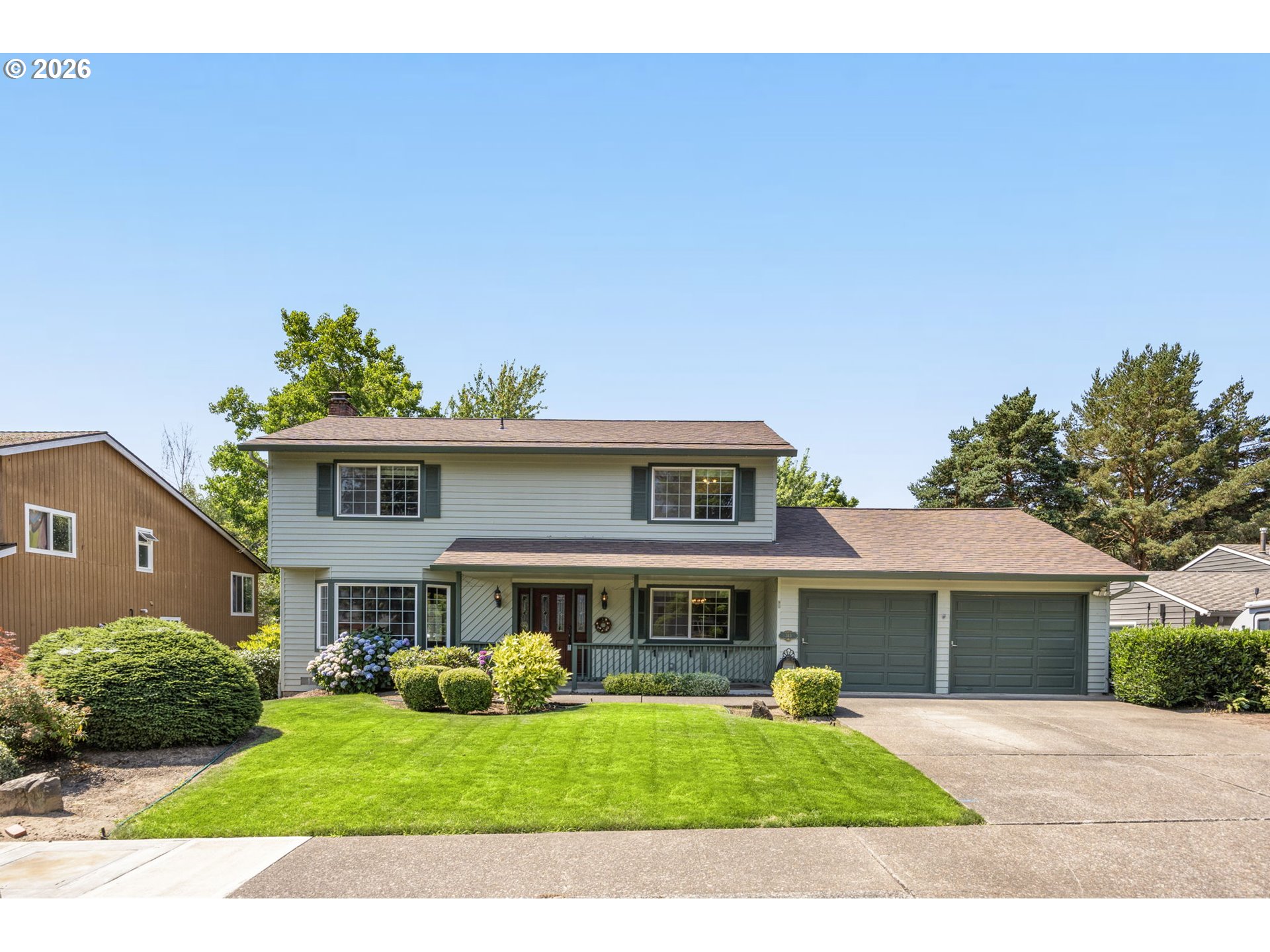 343 NE HILLWOOD DR