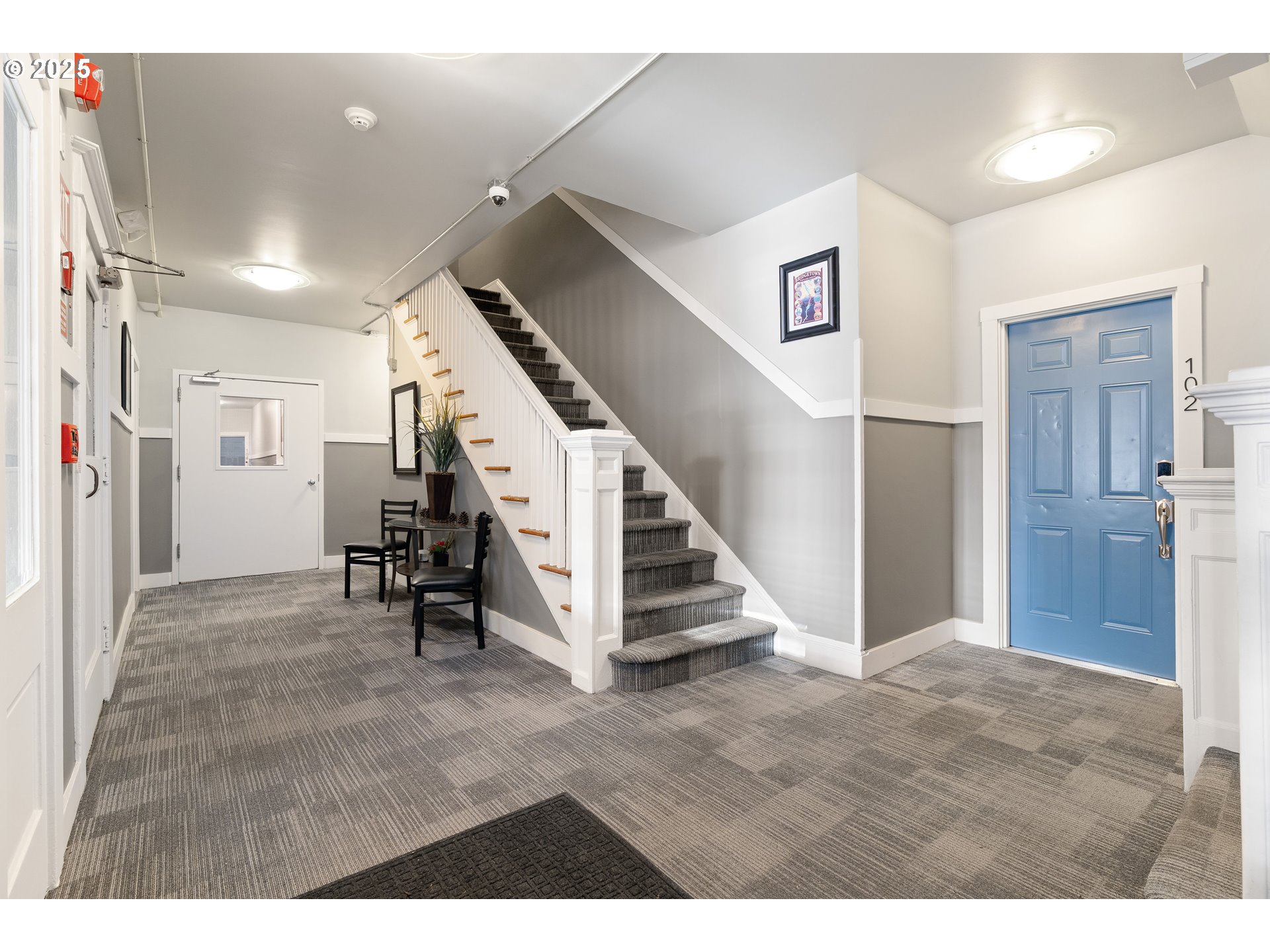 1104 SW COLUMBIA ST 203