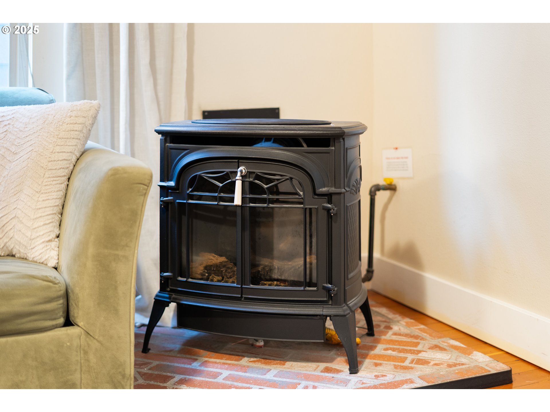 1104 SW COLUMBIA ST 203