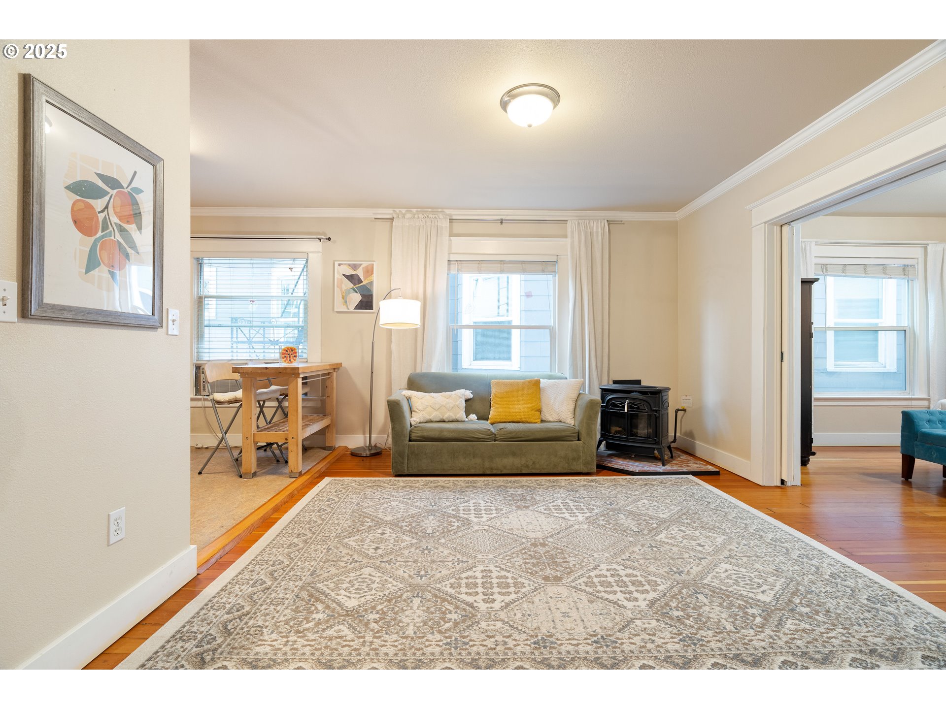 1104 SW COLUMBIA ST 203