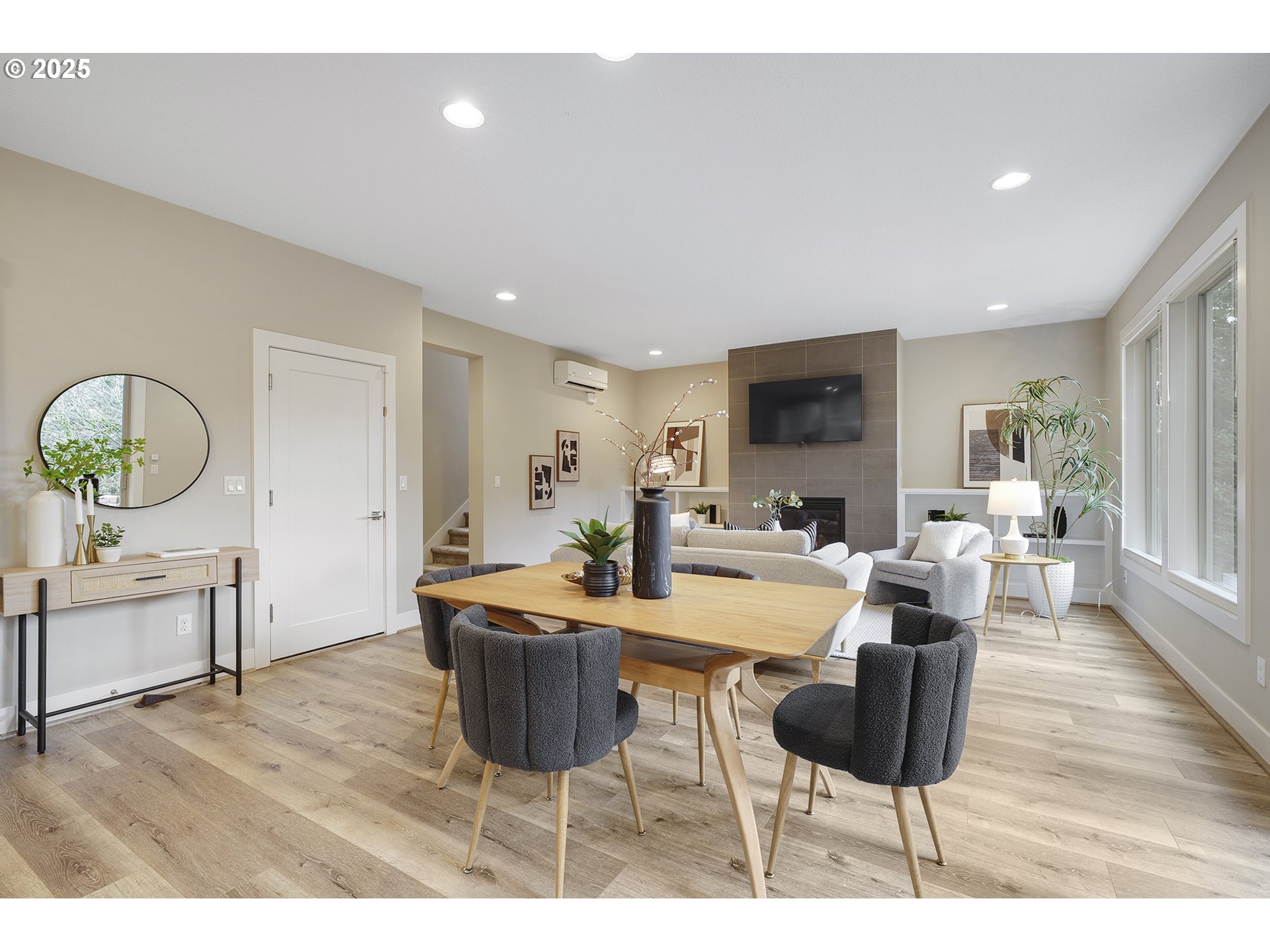 7556 SW STEINBACH TER
